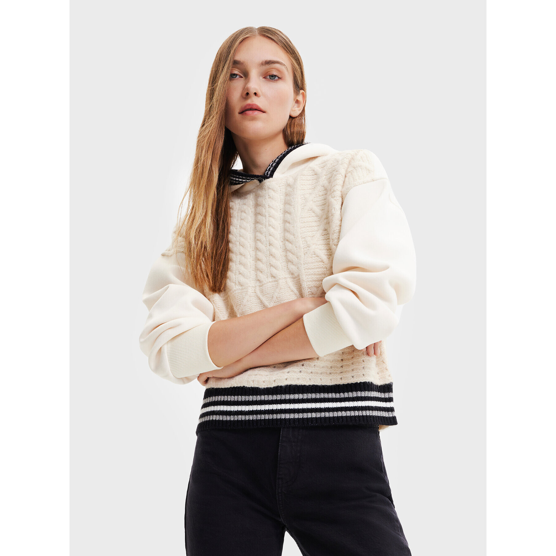 Desigual Пуловер Zia 22WWSK11 Екрю Loose Fit - Pepit.bg