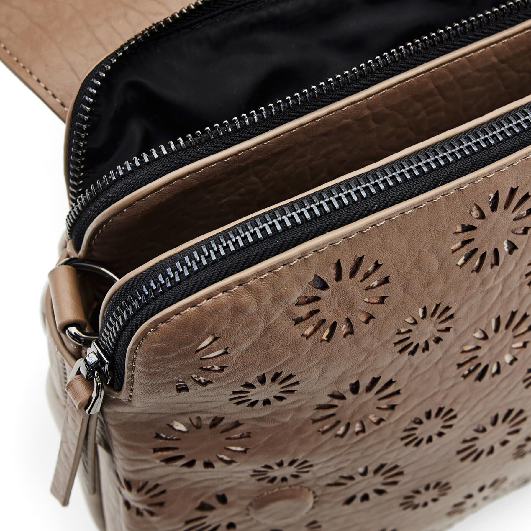 Desigual Раница 23WAKP08 Кафяв - Pepit.bg