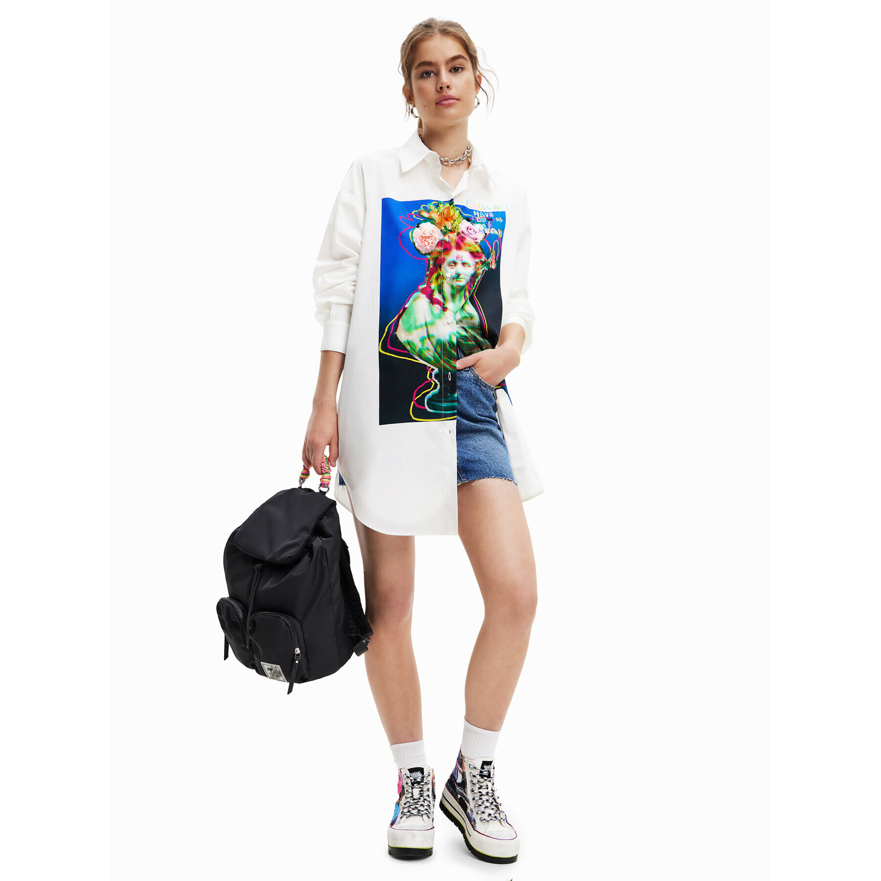 Desigual Риза Daphne 23SWCW22 Бял Oversize - Pepit.bg