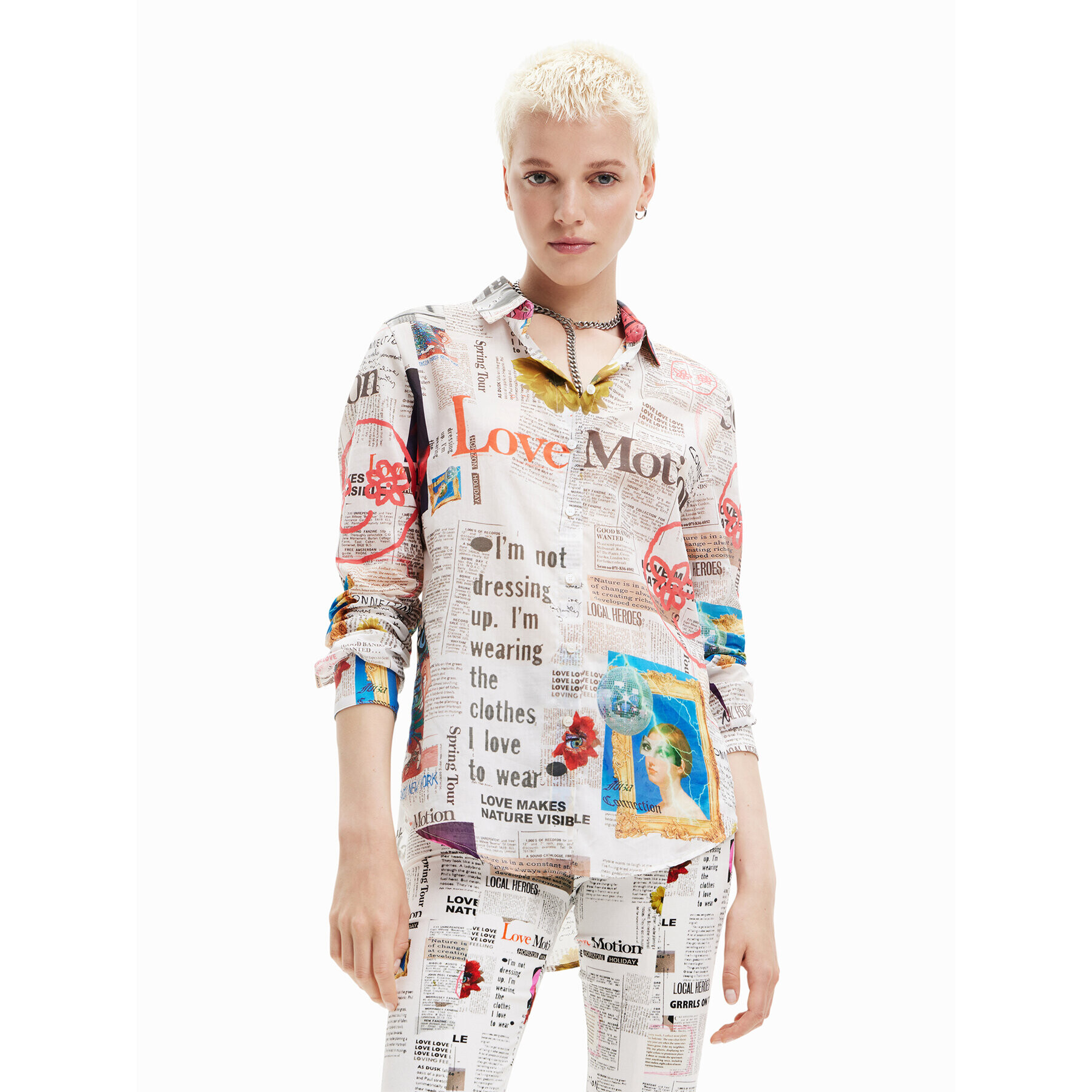 Desigual Риза Newspaper 23SWCW24 Бял Regular Fit - Pepit.bg