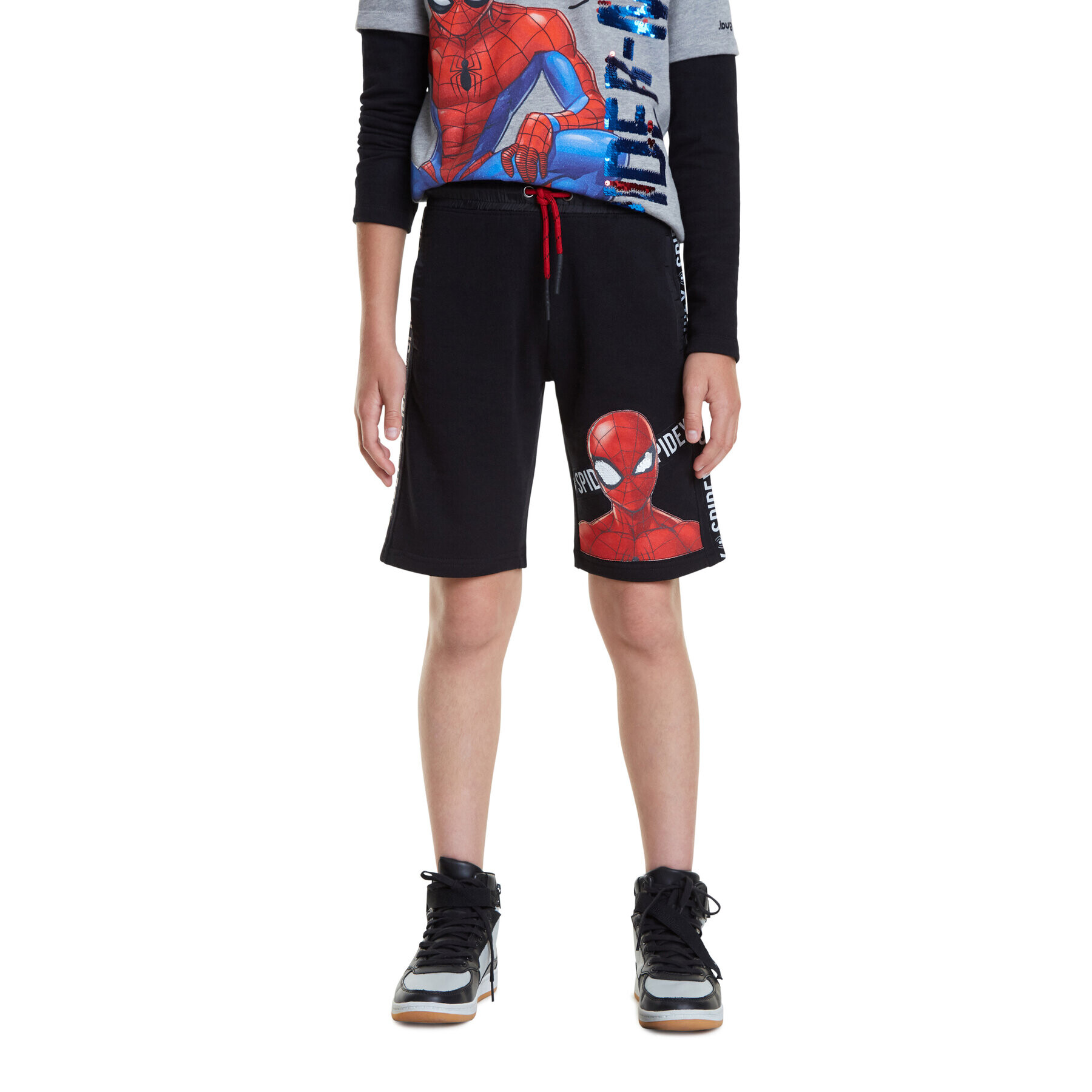 Desigual Шорти от плат Spiderman 20SBPK05 Черен Regular Fit - Pepit.bg