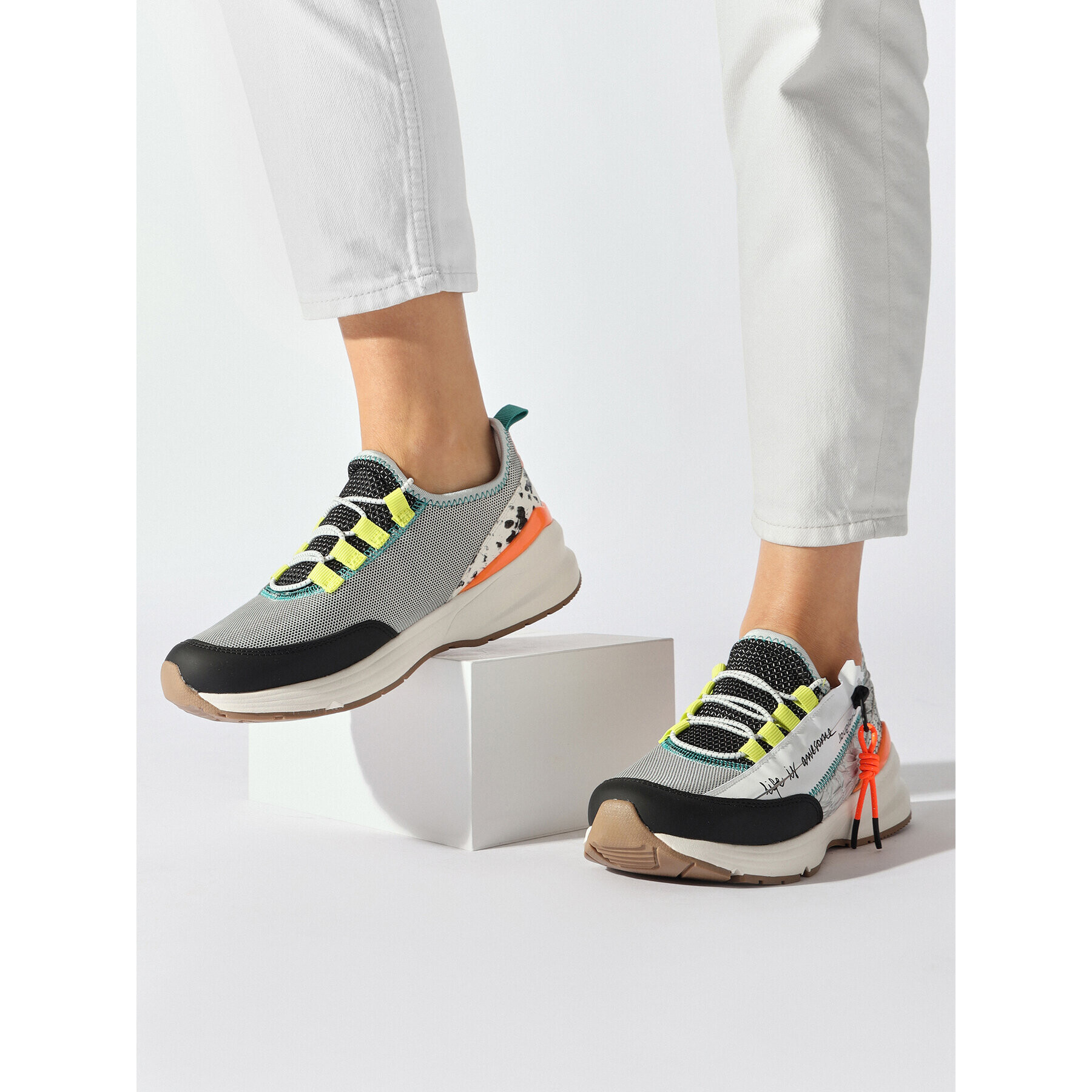 Desigual Сникърси 23SSKP21 Цветен - Pepit.bg
