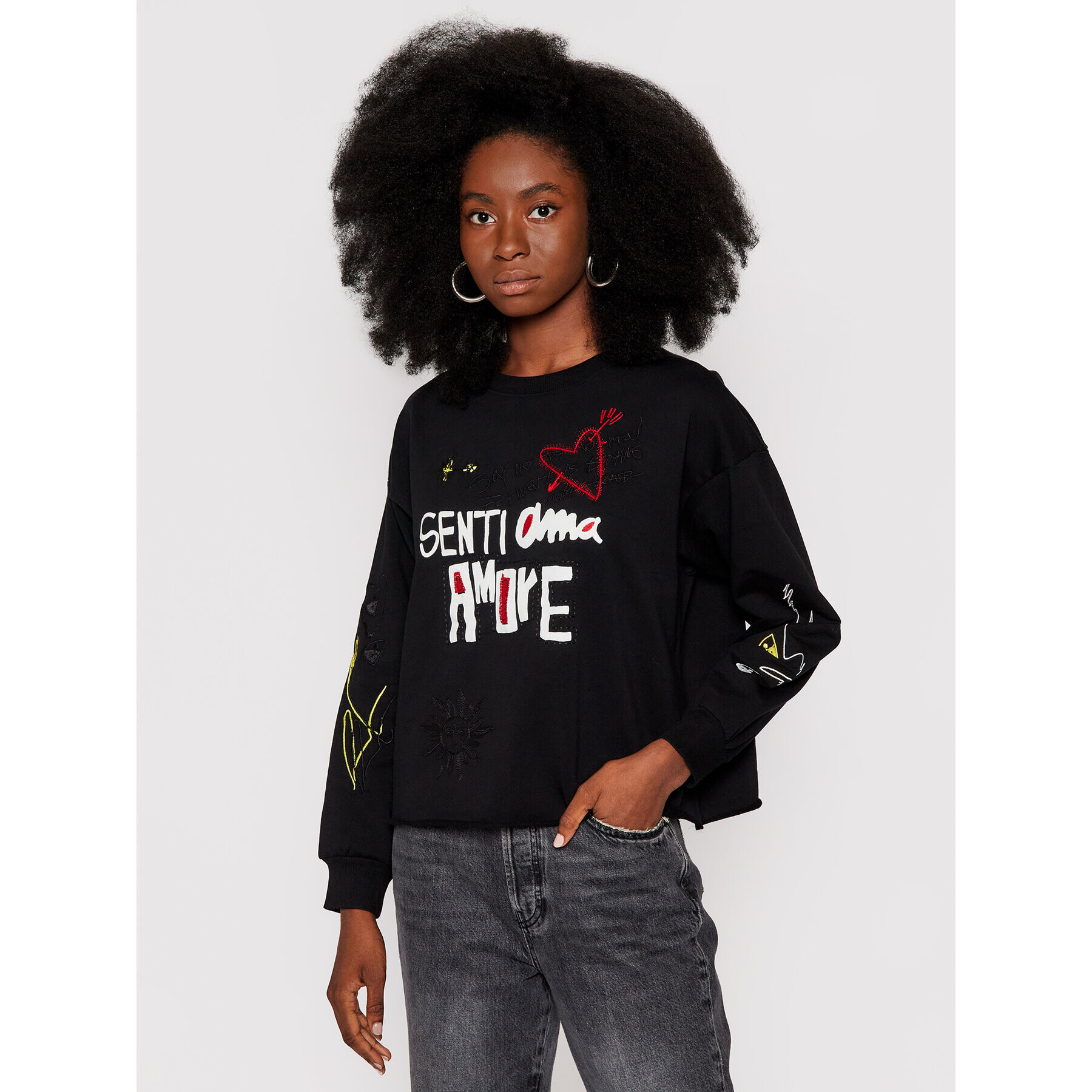 Desigual Суитшърт Senti Ama 21WWSK12 Черен Regular Fit - Pepit.bg