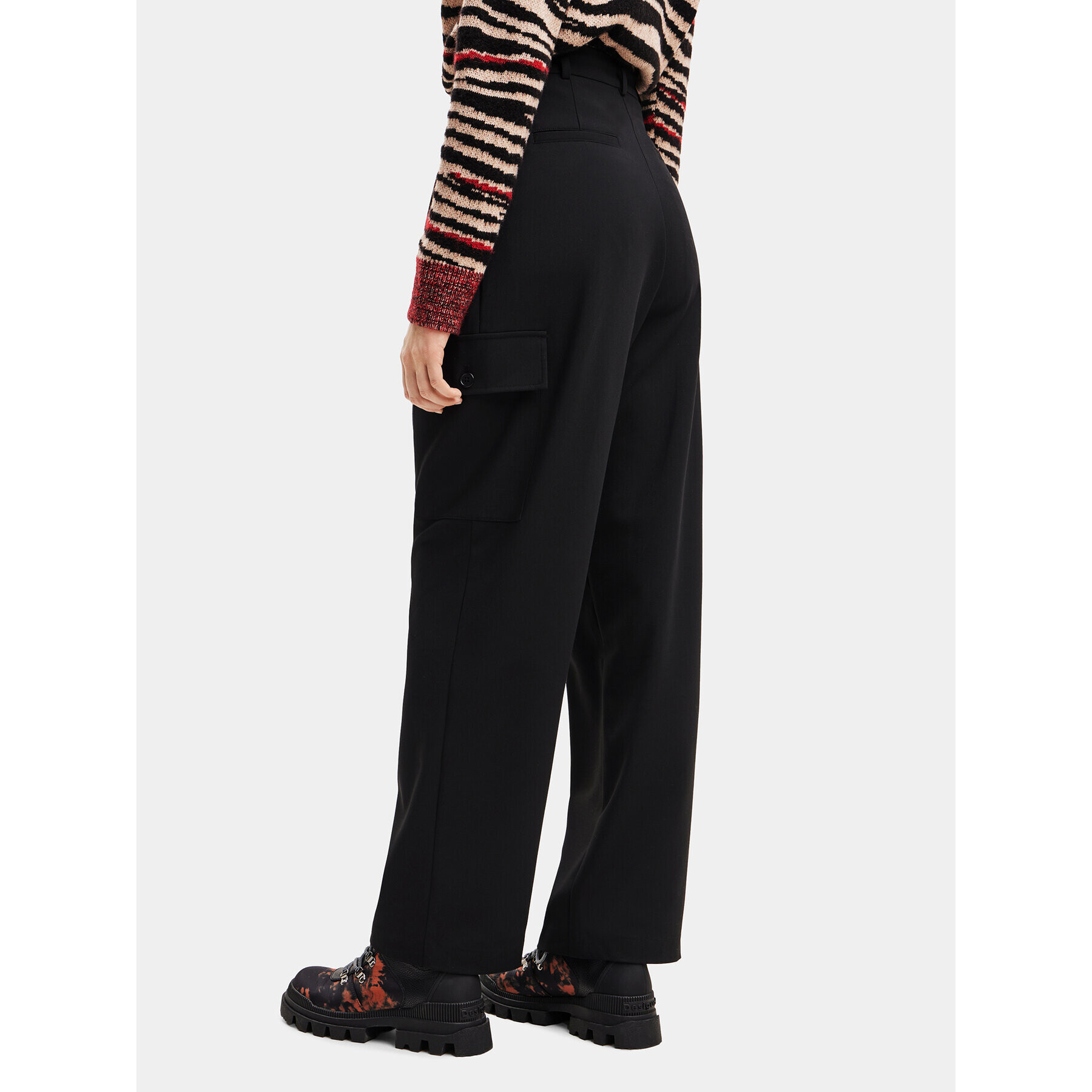 Desigual Текстилни панталони 23WWPW06 Черен Cargo Fit - Pepit.bg