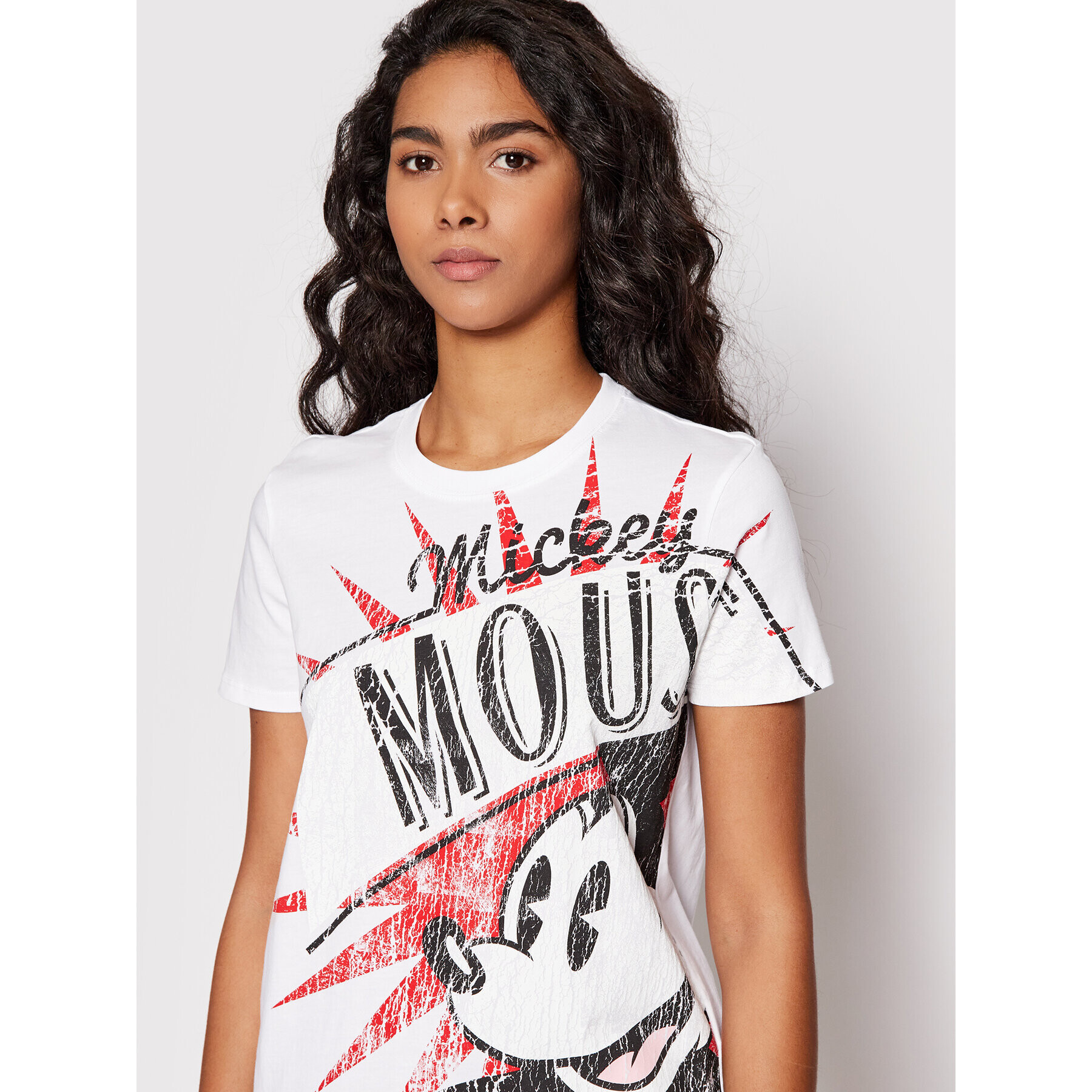 Desigual Тишърт DISNEY Mickey Boom 22SWTK99 Бял Regular Fit - Pepit.bg