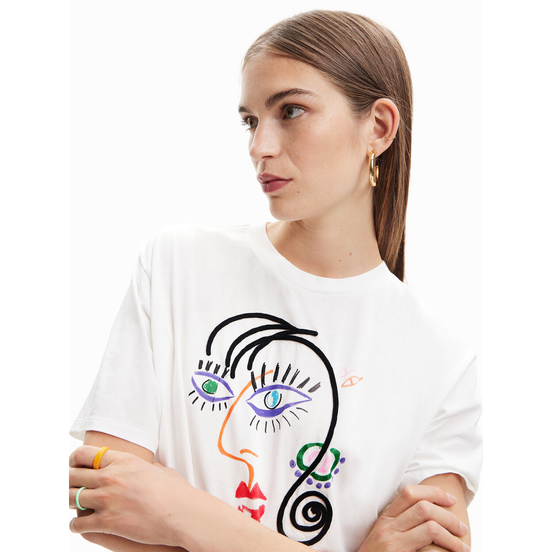 Desigual Тишърт Face 23SWTKBU Бял Regular Fit - Pepit.bg