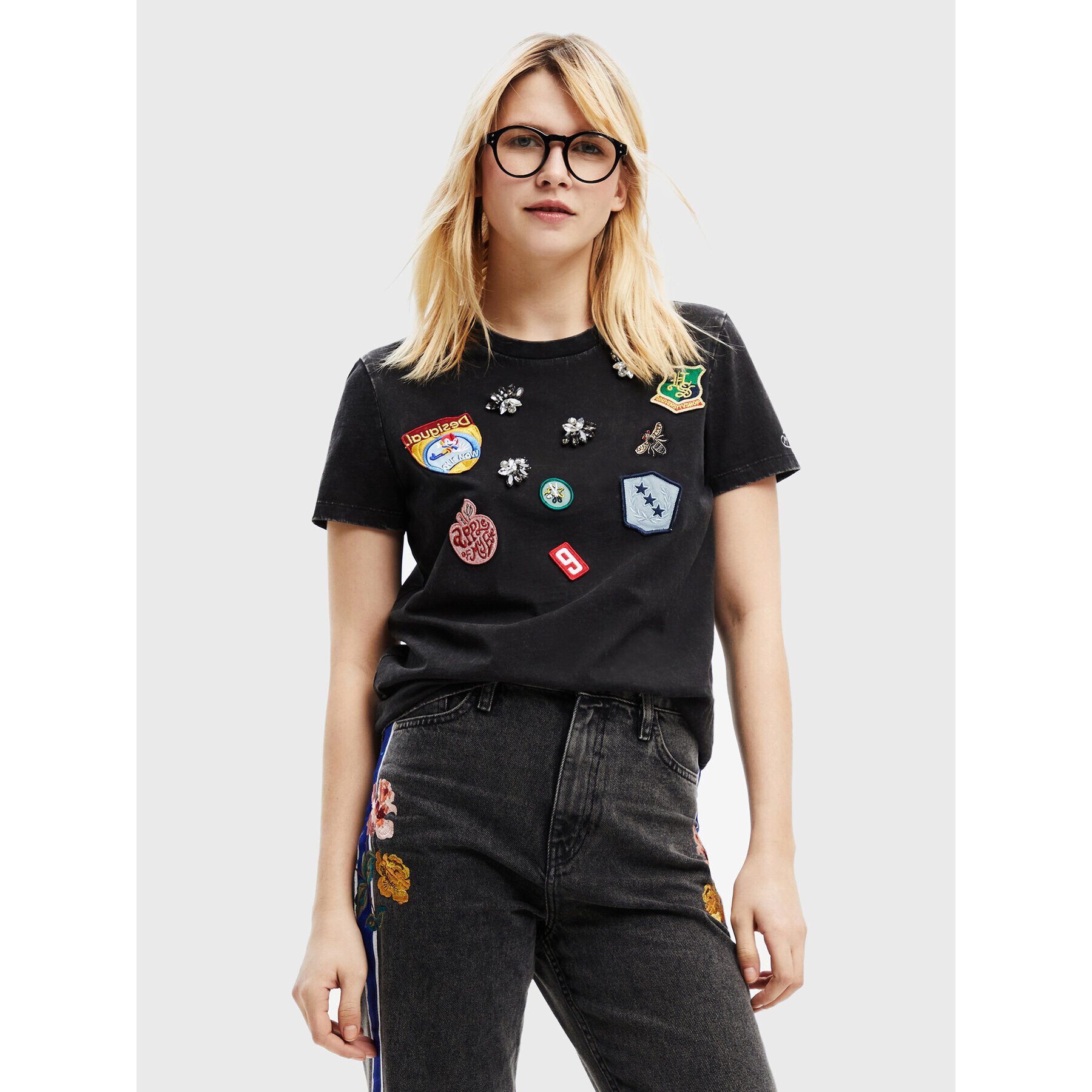 Desigual Тишърт Horizonte 22WWTKA3 Черен Regular Fit - Pepit.bg