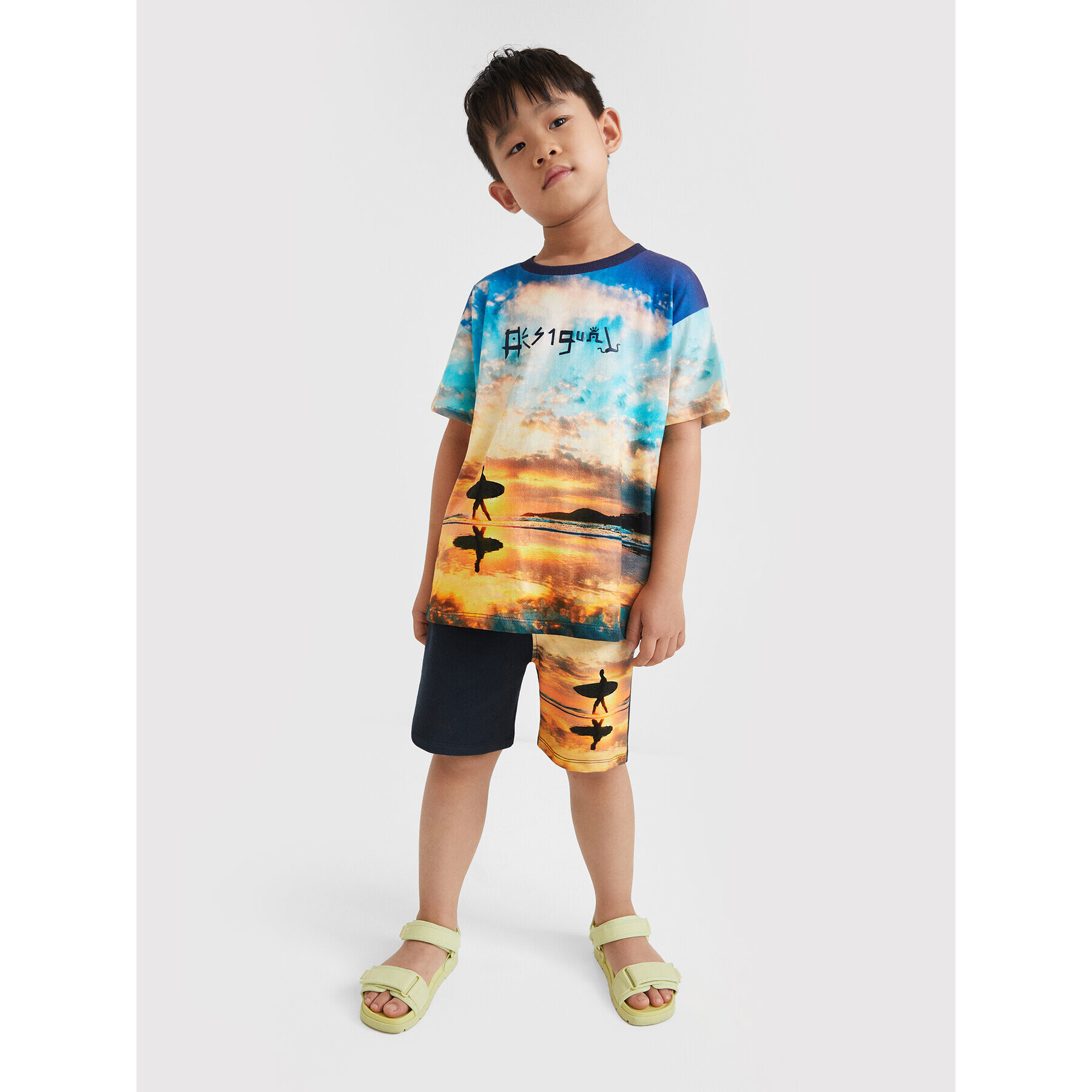 Desigual Тишърт Melon 22SBTK09 Цветен Regular Fit - Pepit.bg