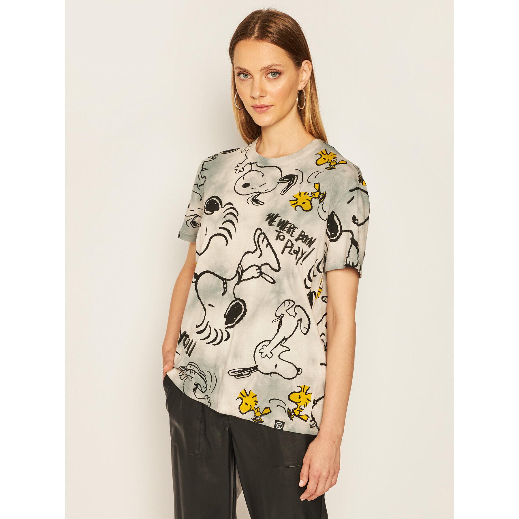 Desigual Тишърт PEANUTS Snoopy 20WWTKCH Сив Regular Fit - Pepit.bg