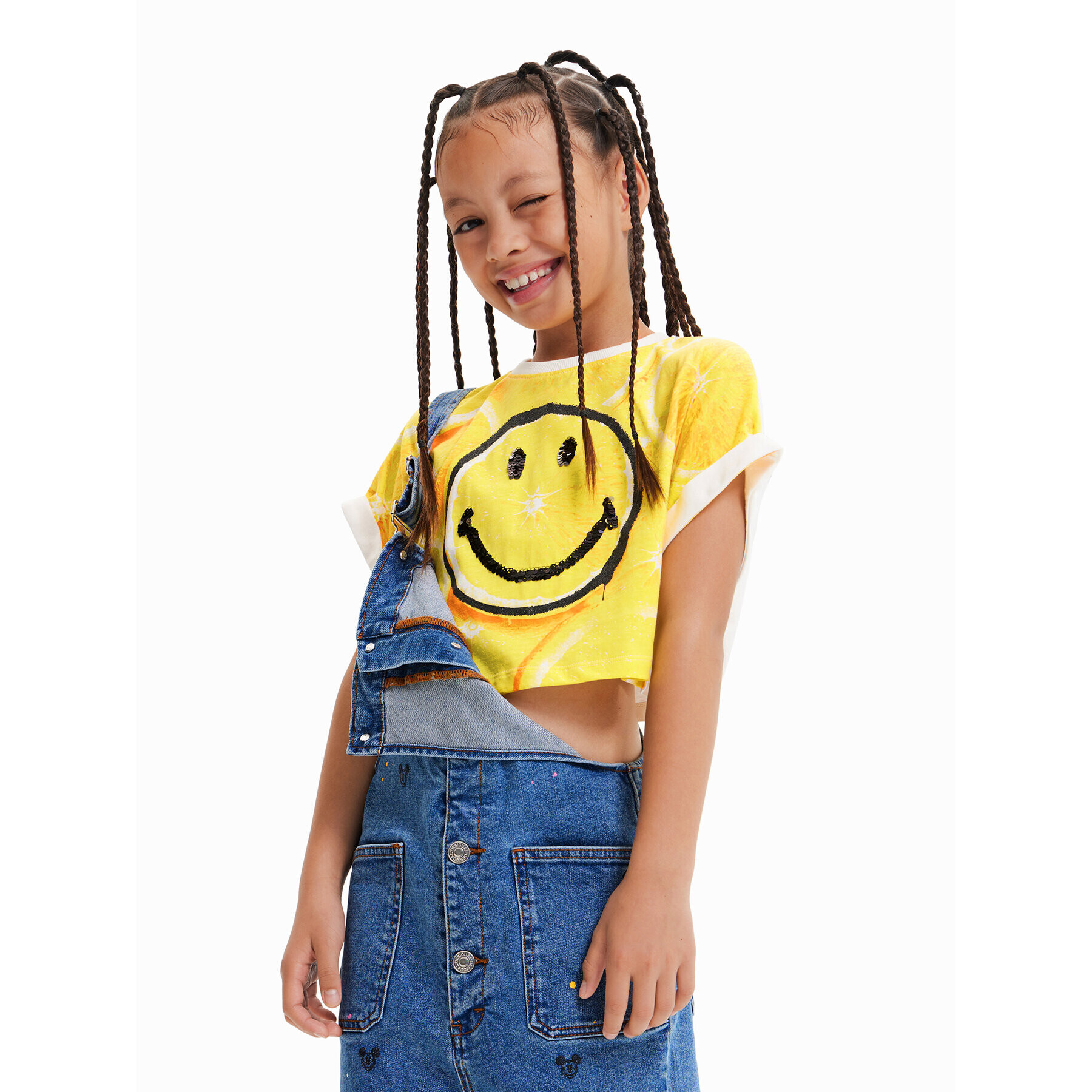 Desigual Тишърт SMILEY WORLD 23SGTK23 Жълт Flare Fit - Pepit.bg