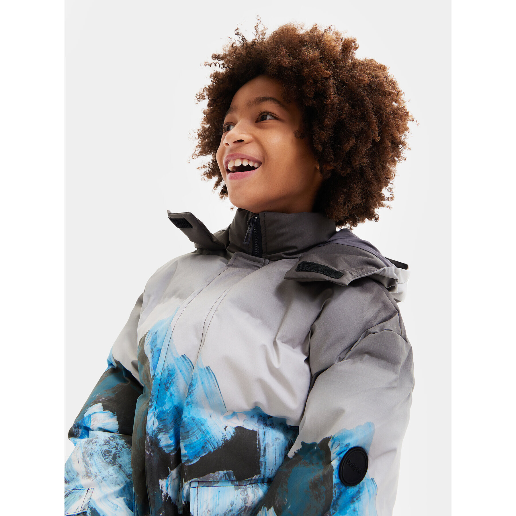 Desigual Зимно яке 23WBEW04 Сив Regular Fit - Pepit.bg