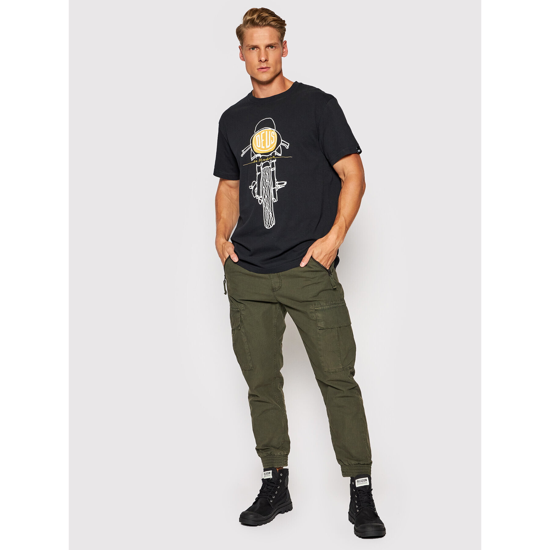 Deus Ex Machina Тишърт Frontal Matchless DMW41808H Черен Regular Fit - Pepit.bg