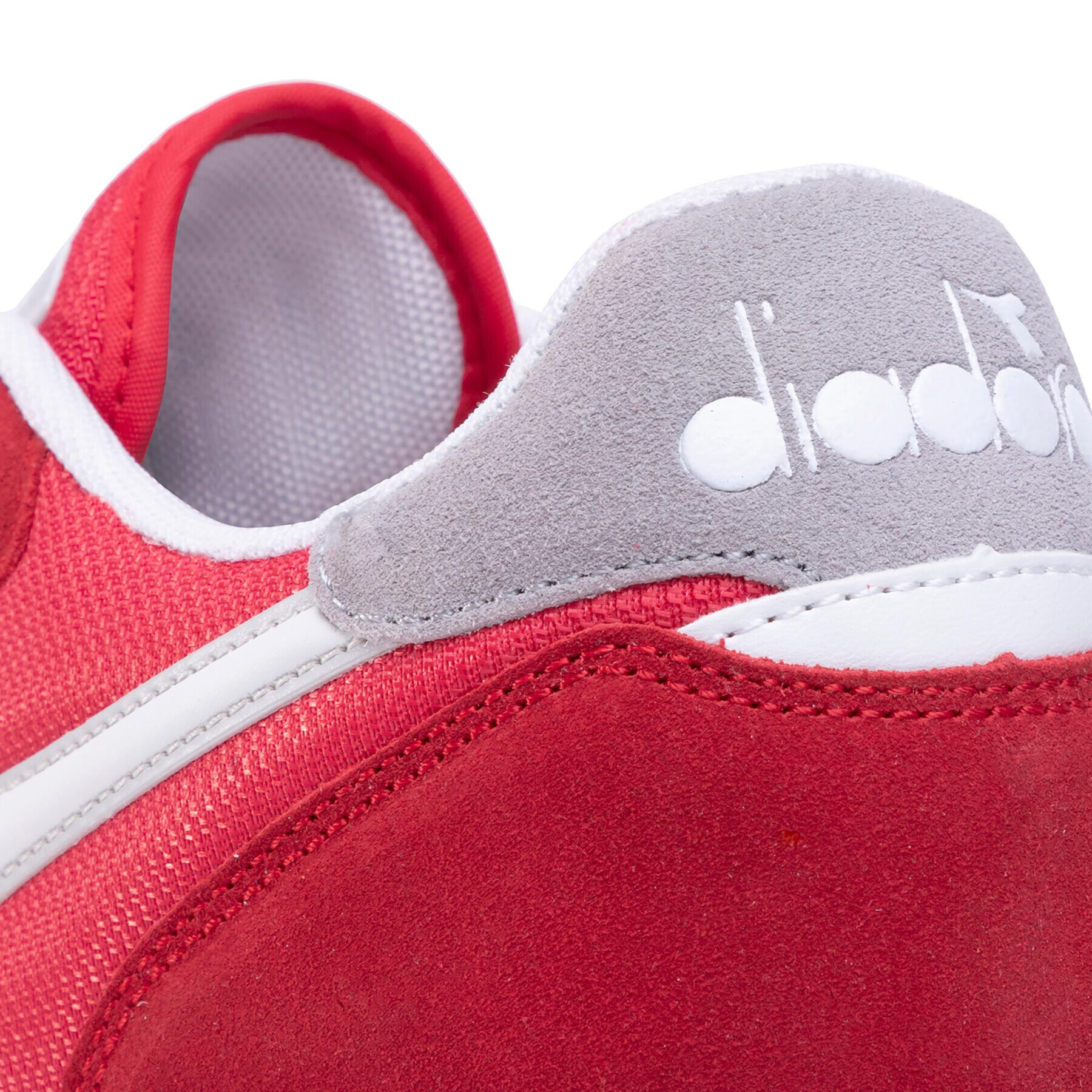Diadora Сникърси Simple Run 101.173745 01 45041 Червен - Pepit.bg