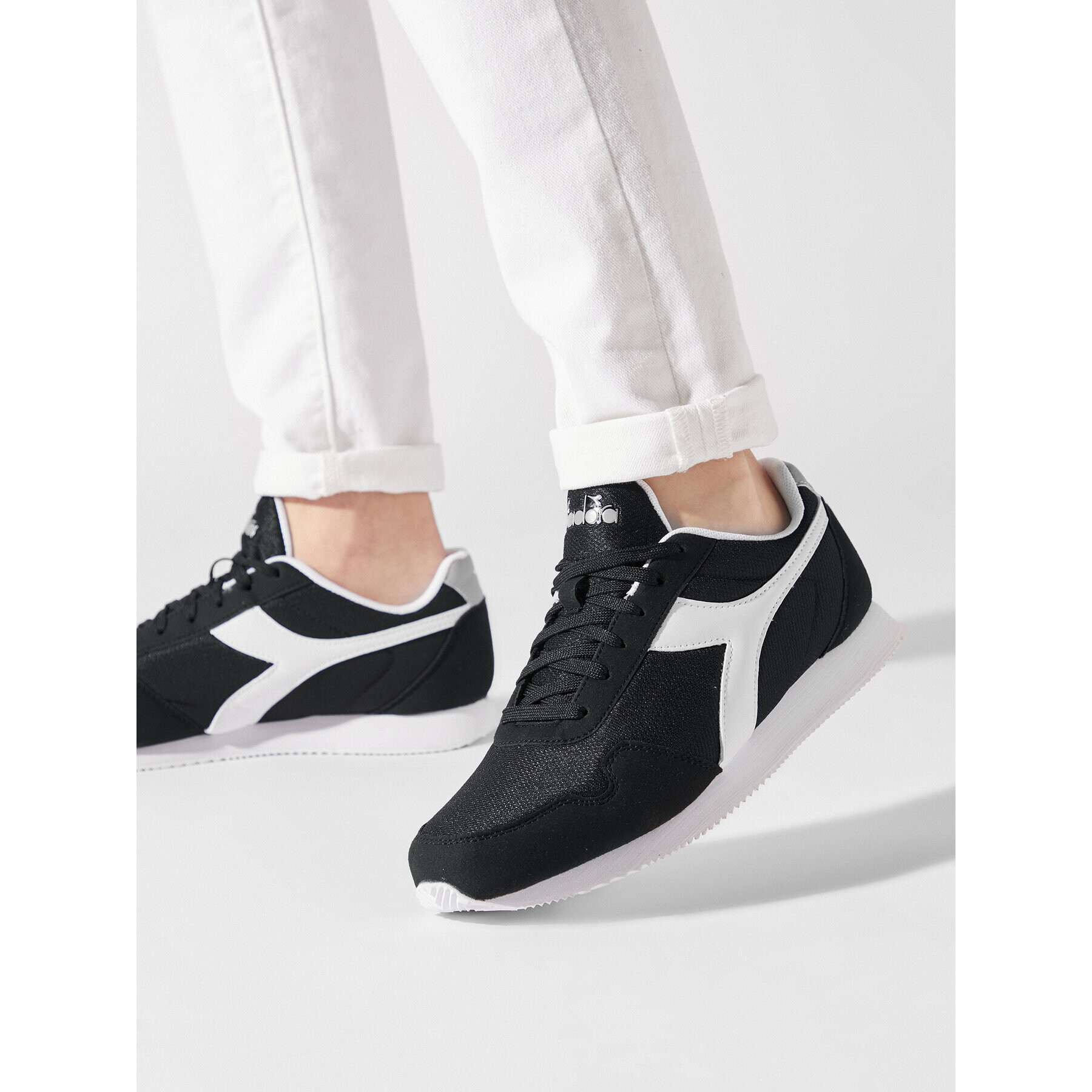 Diadora Сникърси Simple Run 101.179237 01 80013 Черен - Pepit.bg