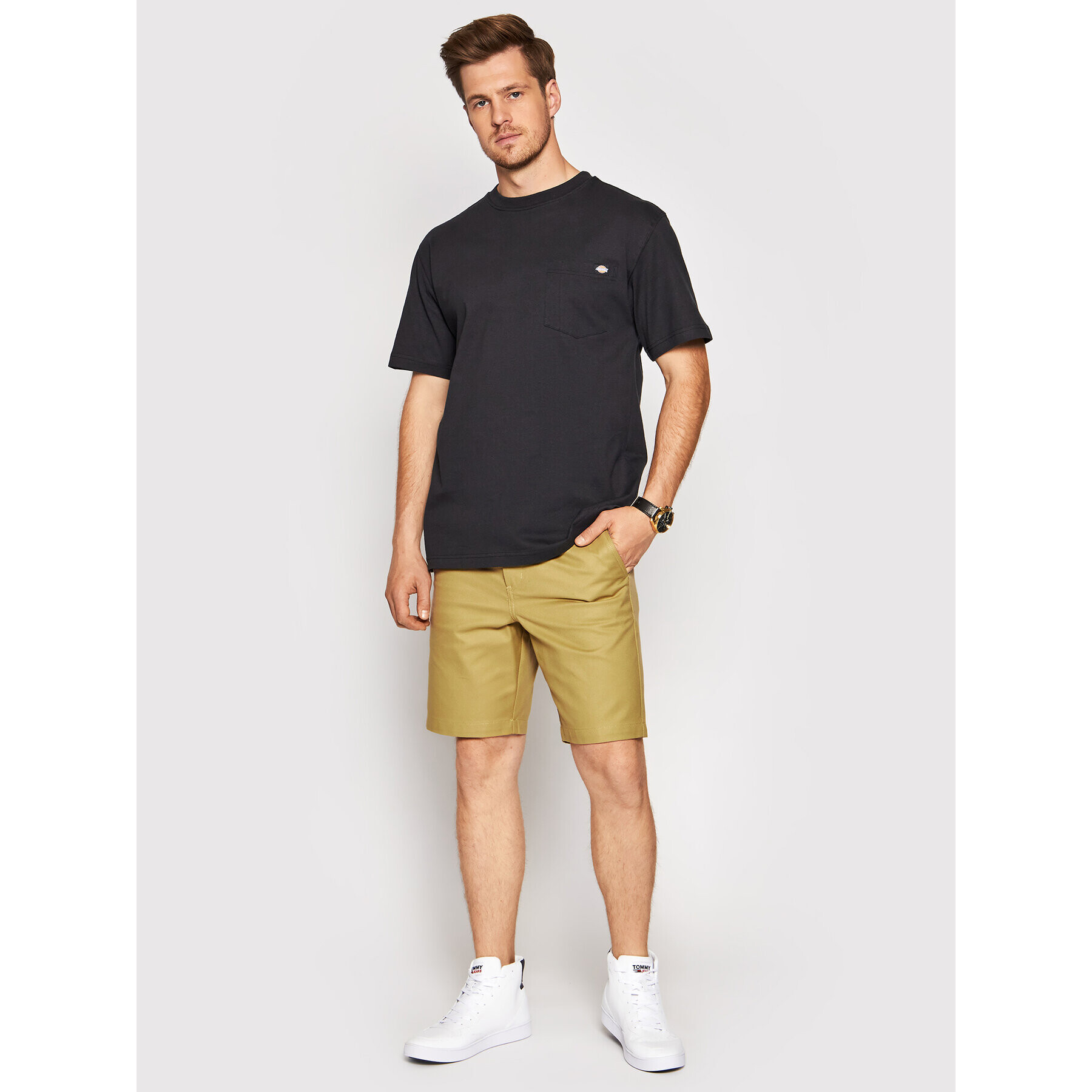Dickies Шорти от плат Cobden DK0A4XESKHK Зелен Regular Fit - Pepit.bg