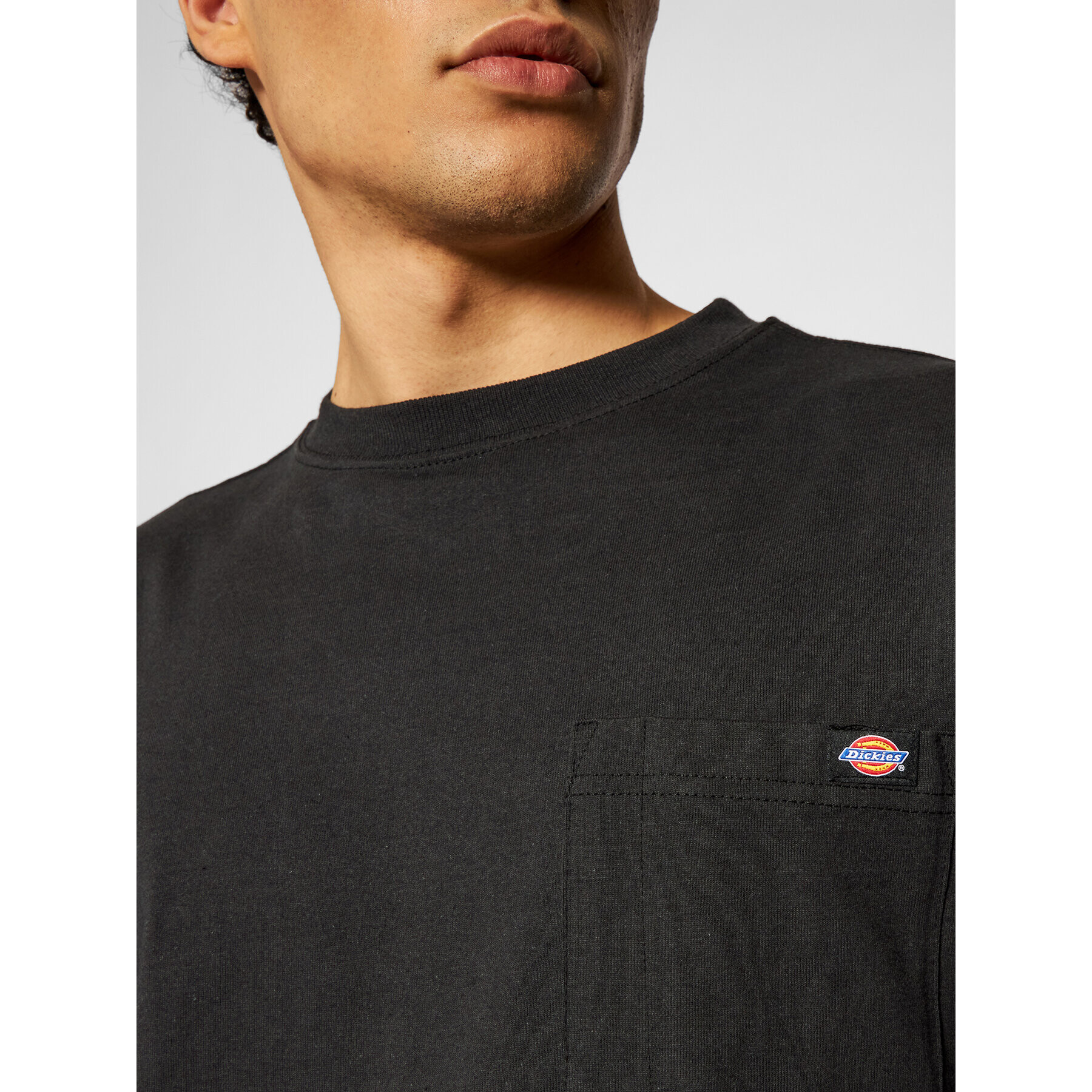 Dickies Тишърт Porterdale DK0A4TMOBLK Черен Regular Fit - Pepit.bg