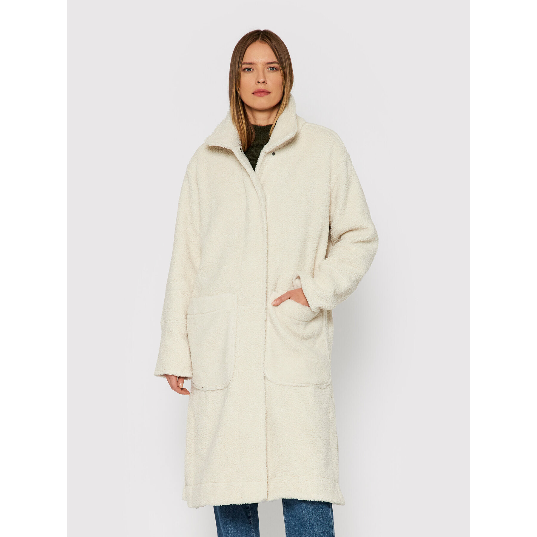 Didriksons Кожух Aud 503810 Бял Oversize - Pepit.bg