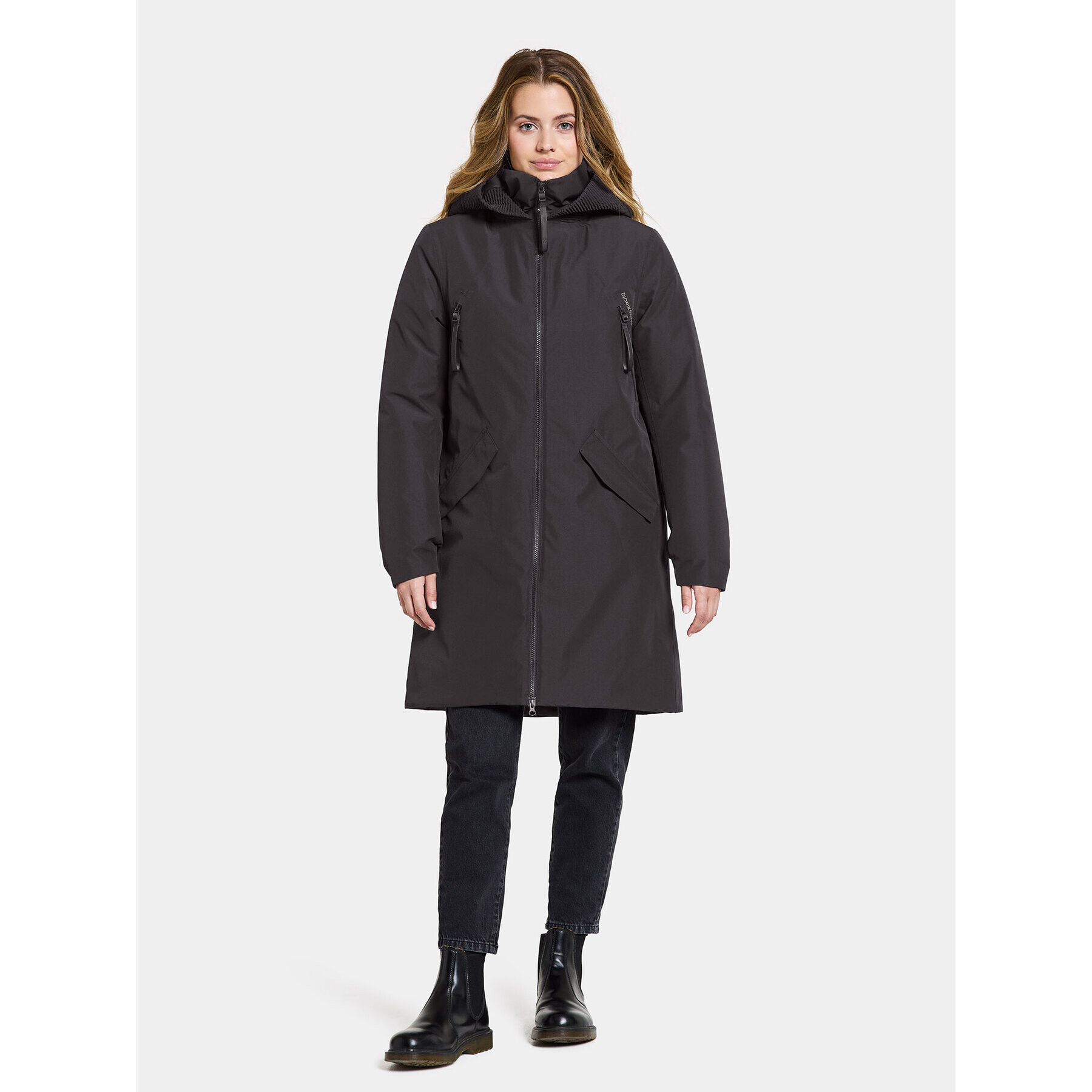 Didriksons Парка Bente Wns Parka 504921 Черен Regular Fit - Pepit.bg