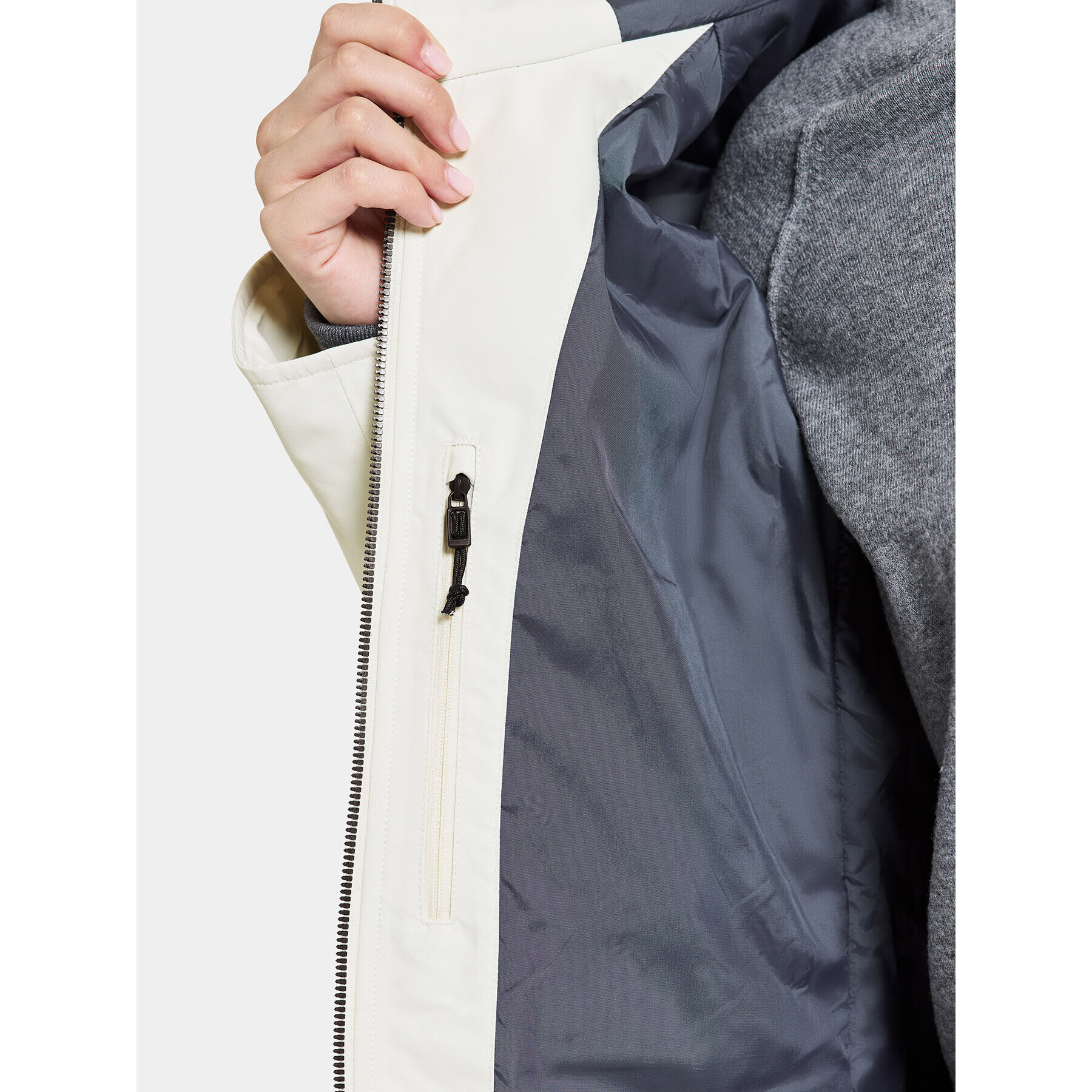 Didriksons Парка Helle Wns Parka 5 504301 Бял Regular Fit - Pepit.bg