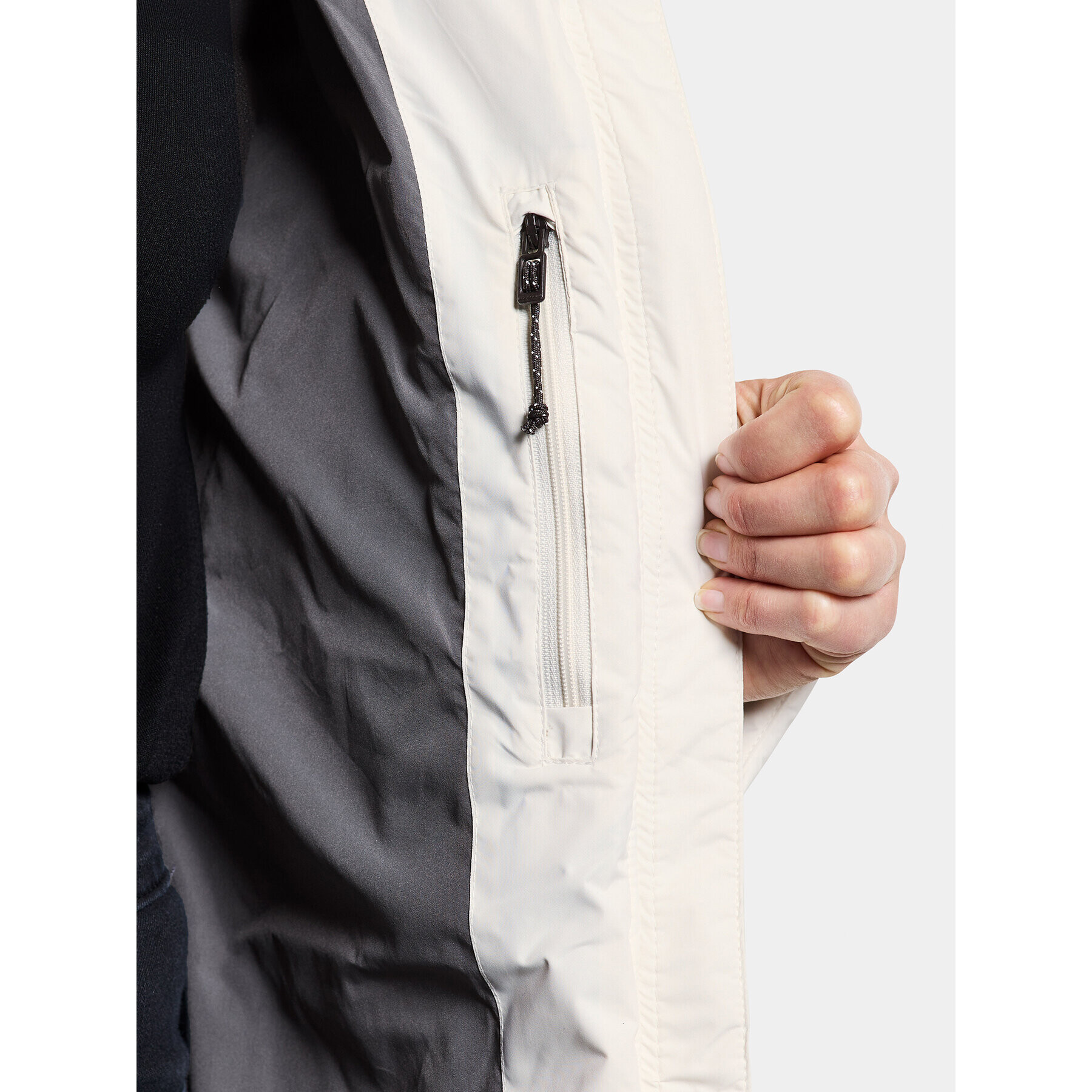 Didriksons Парка Moira Wns Parka 504944 Бял Regular Fit - Pepit.bg