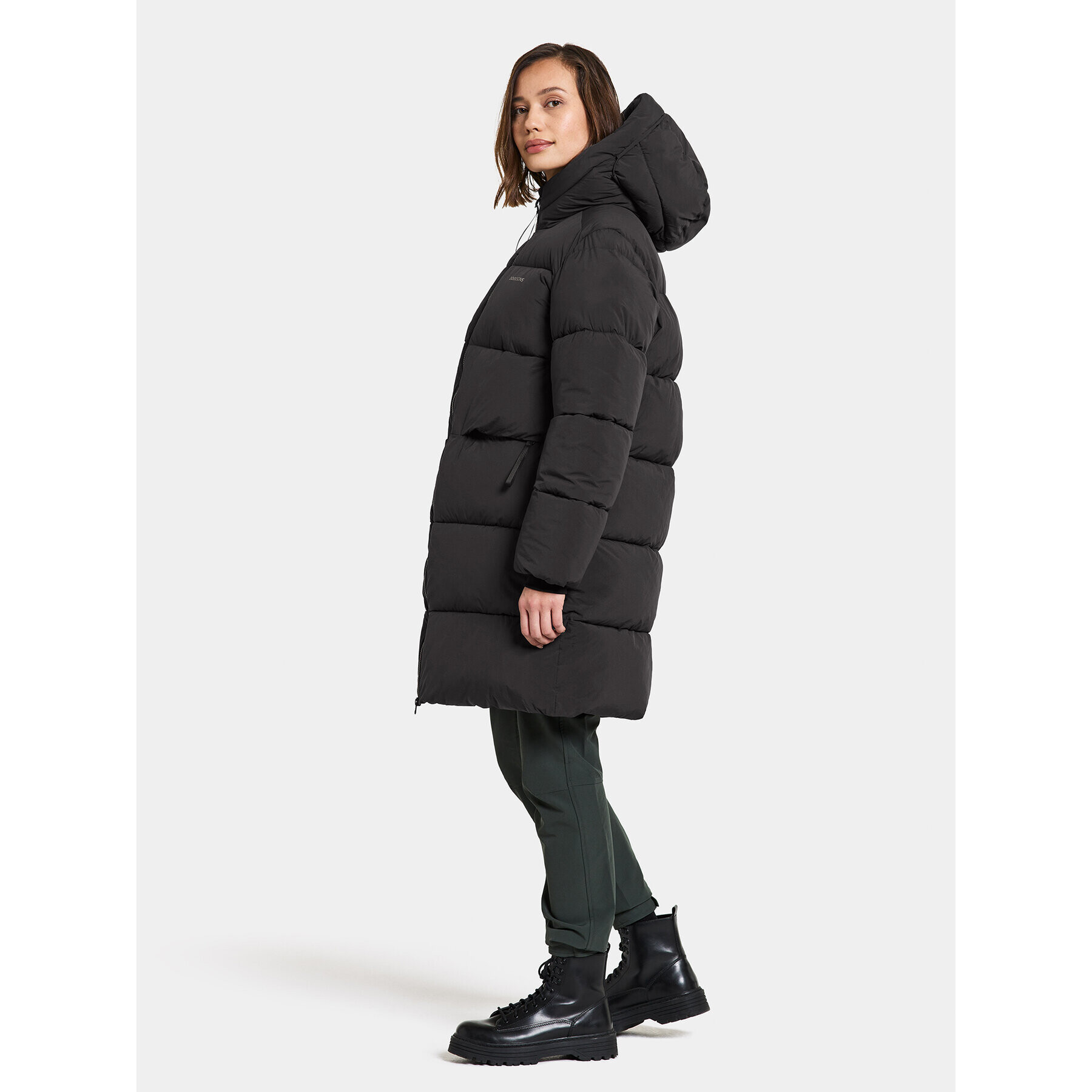 Didriksons Парка Nomi Wns Parka 3 504832 Черен Regular Fit - Pepit.bg