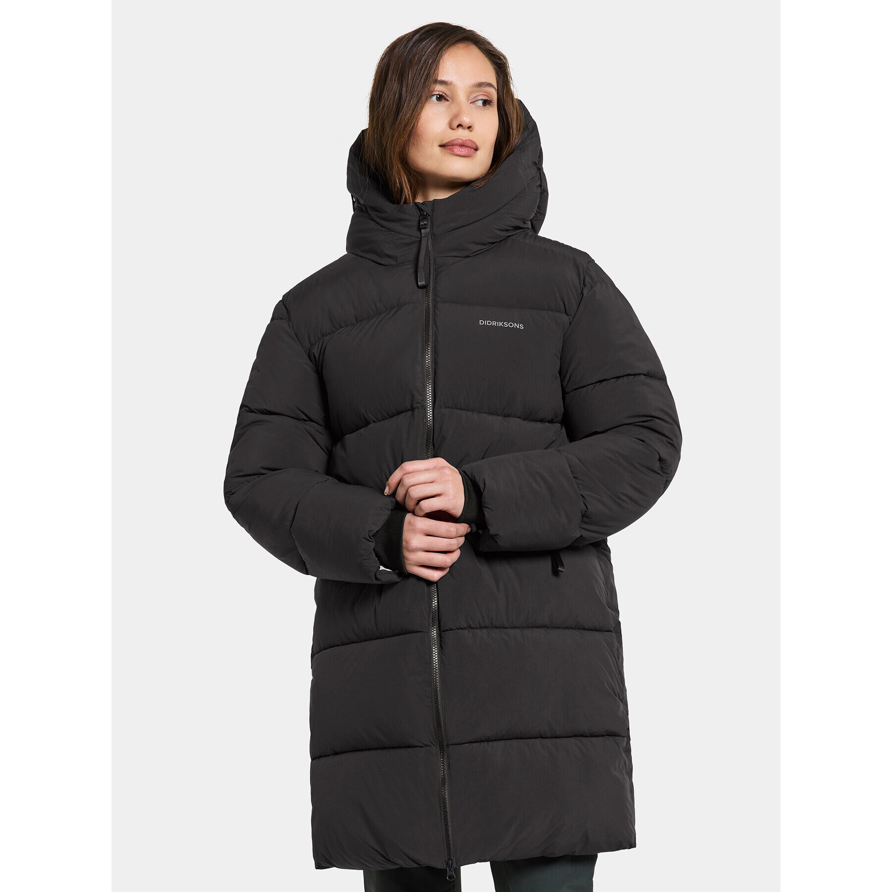 Didriksons Парка Nomi Wns Parka 3 504832 Черен Regular Fit - Pepit.bg