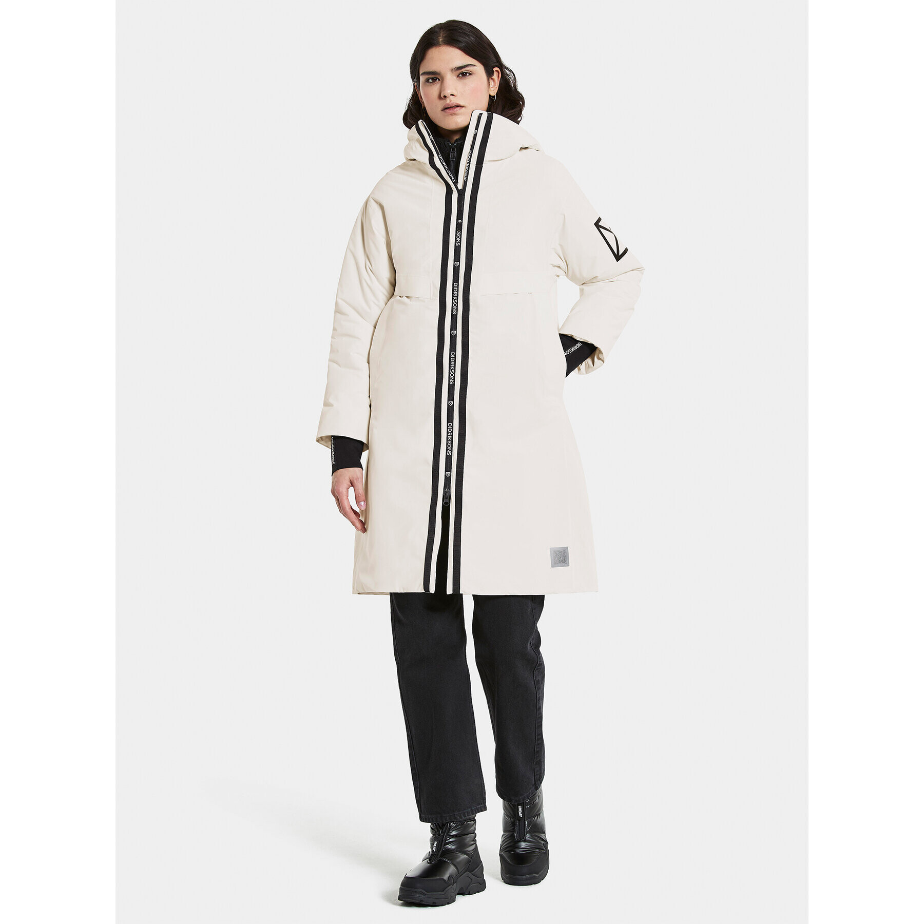 Didriksons Преходно яке Aino Logo 504464 Бял Regular Fit - Pepit.bg