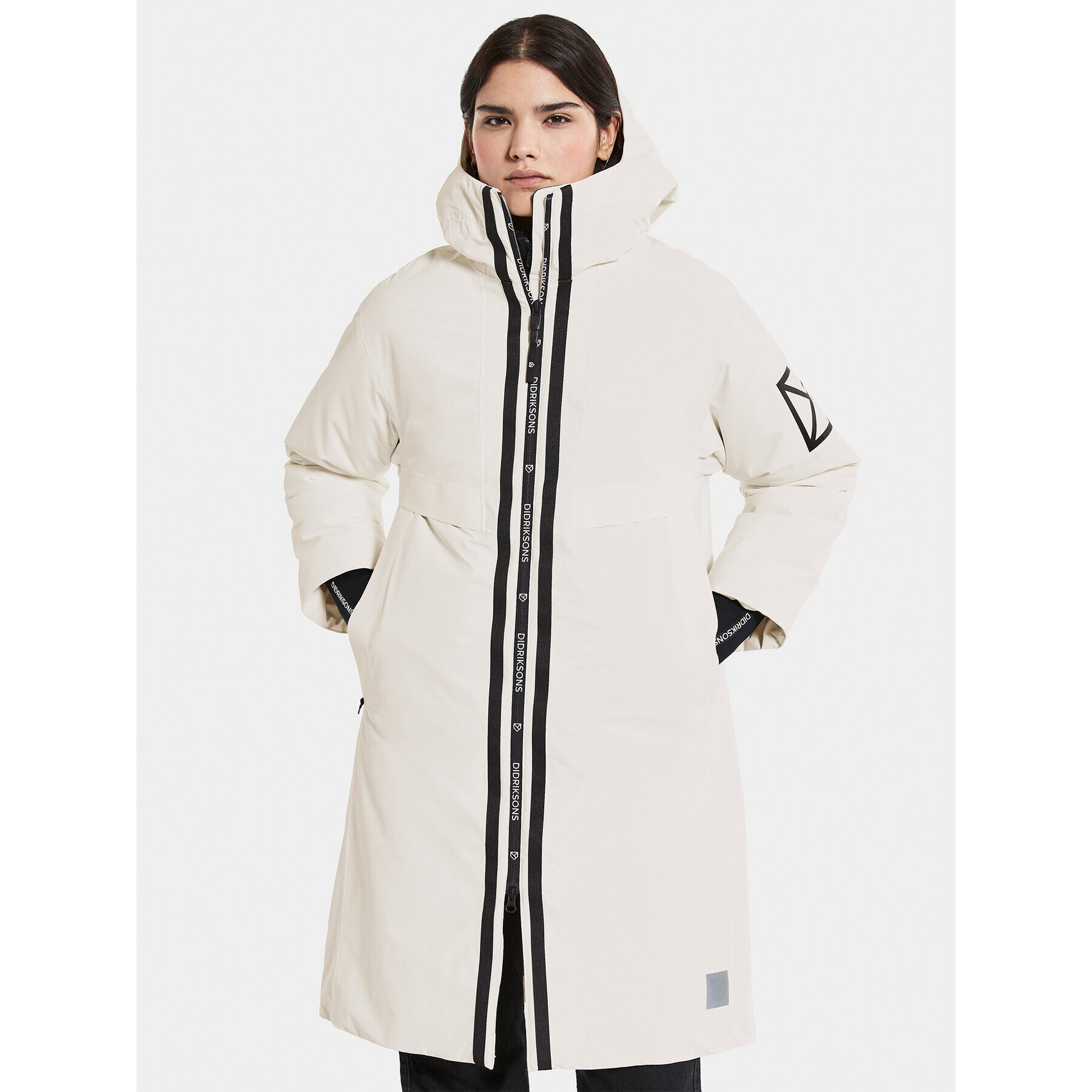 Didriksons Преходно яке Aino Logo 504464 Бял Regular Fit - Pepit.bg
