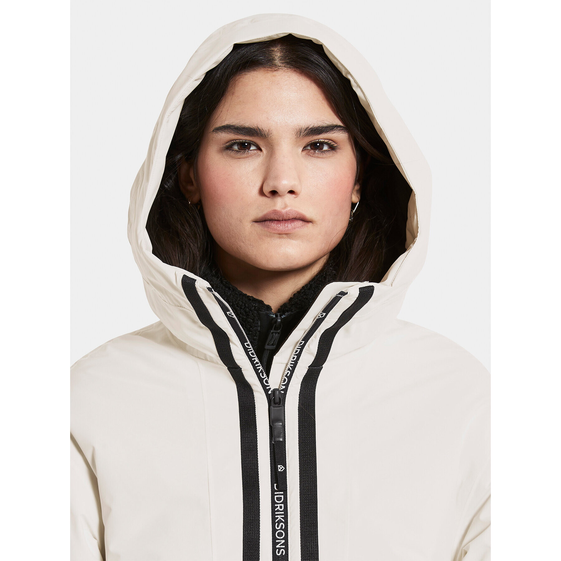 Didriksons Преходно яке Aino Logo 504464 Бял Regular Fit - Pepit.bg