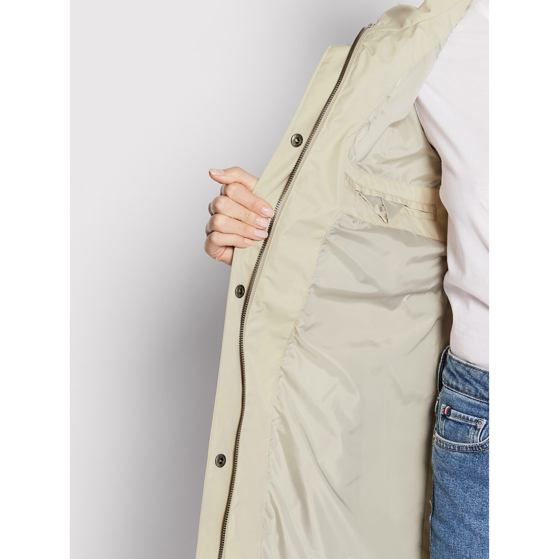 Didriksons Тренч Lova 504026 Бежов Regular Fit - Pepit.bg