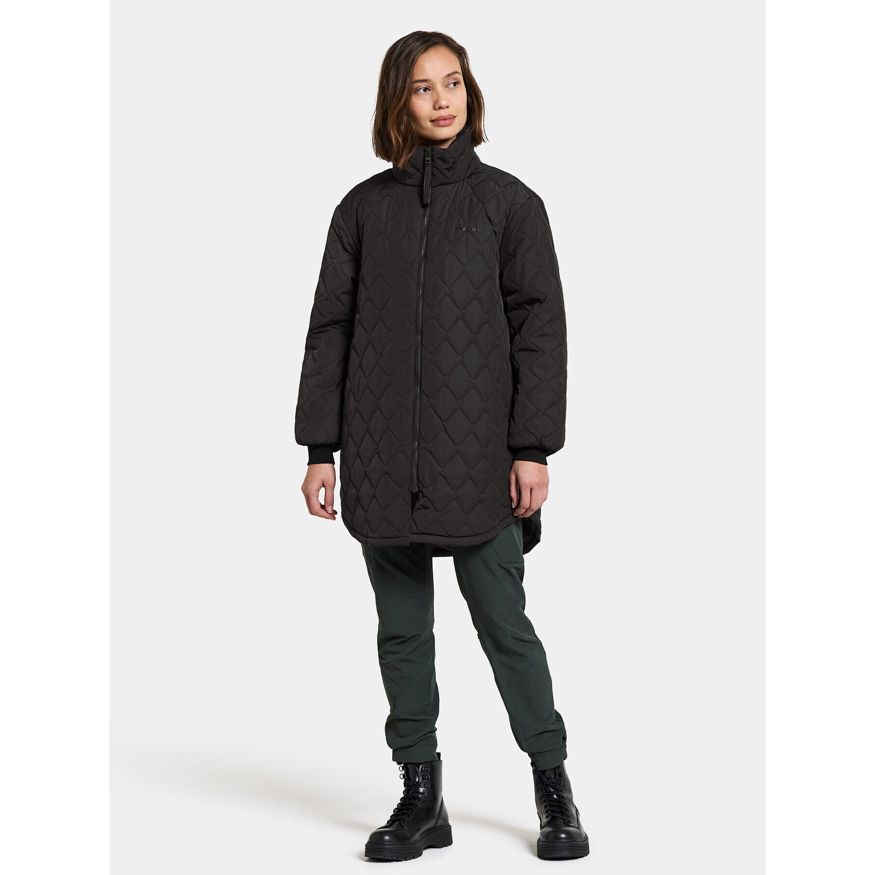 Didriksons Зимно яке Gabbi Wns Parka 505048 Черен Regular Fit - Pepit.bg