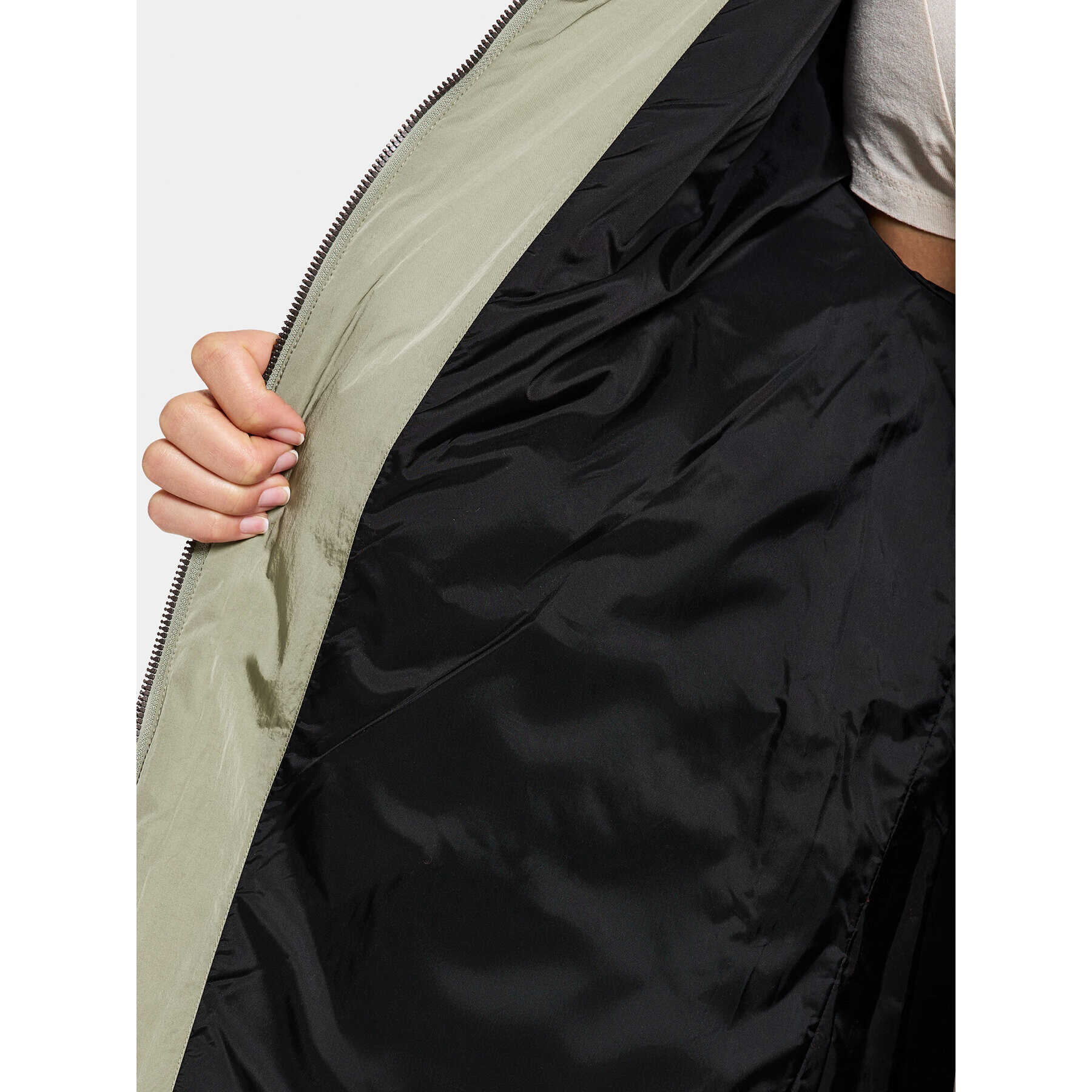 Didriksons Зимно яке Gabbi Wns Parka 505048 Зелен Regular Fit - Pepit.bg