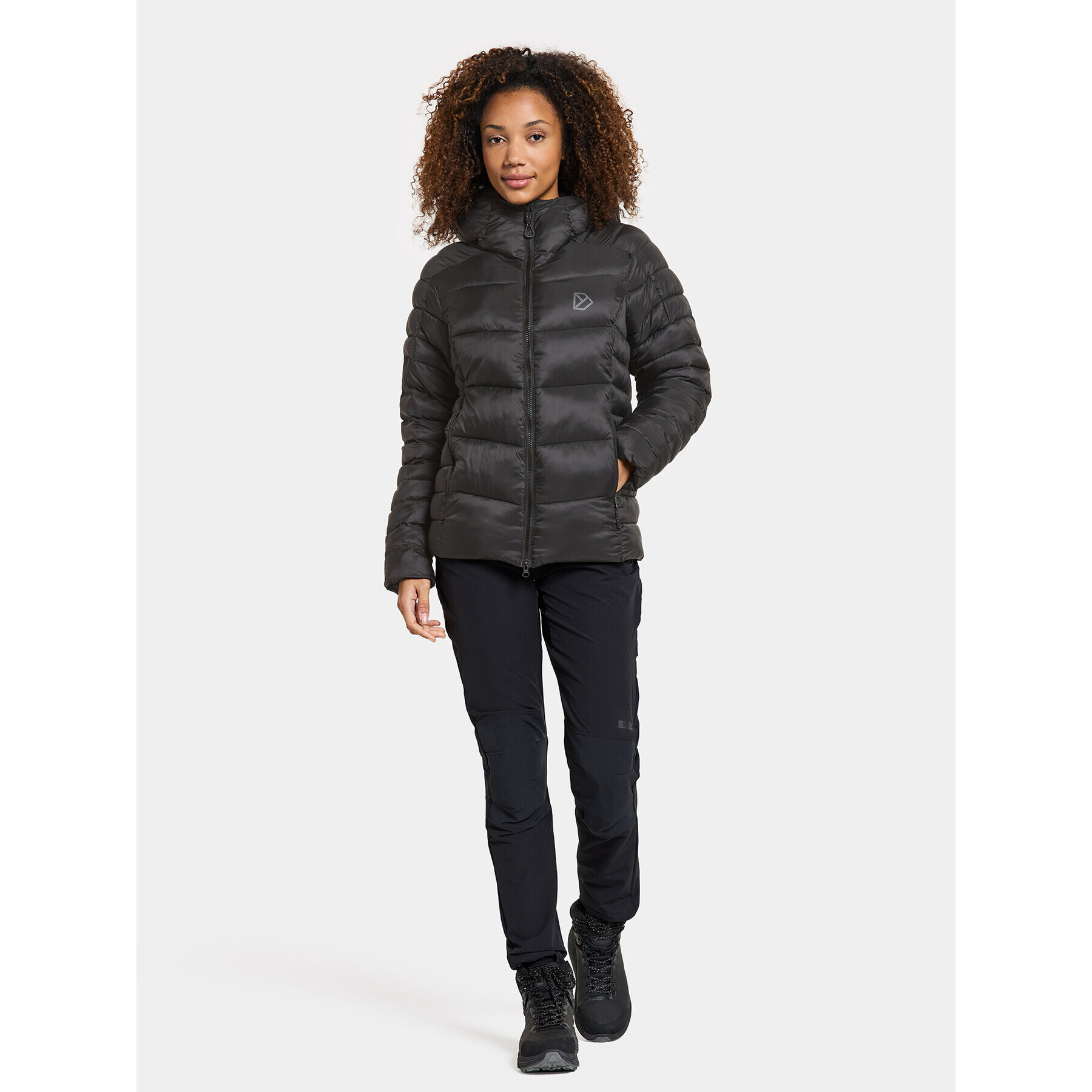 Didriksons Зимно яке June Wns Jkt 504945 Черен Regular Fit - Pepit.bg