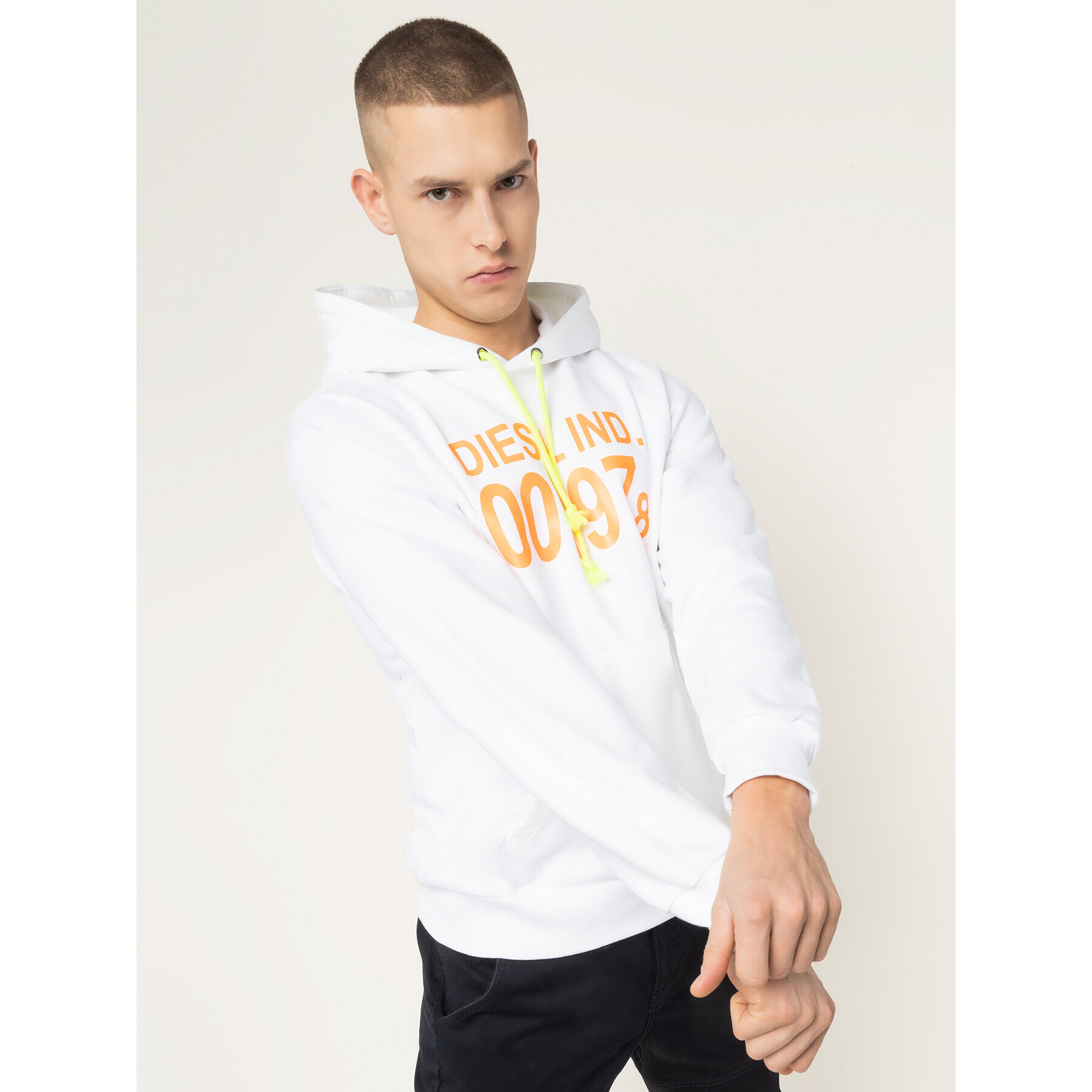 Diesel Суитшърт S-Girk-Hood 00SAUN 0IAJH Бял Regular Fit - Pepit.bg