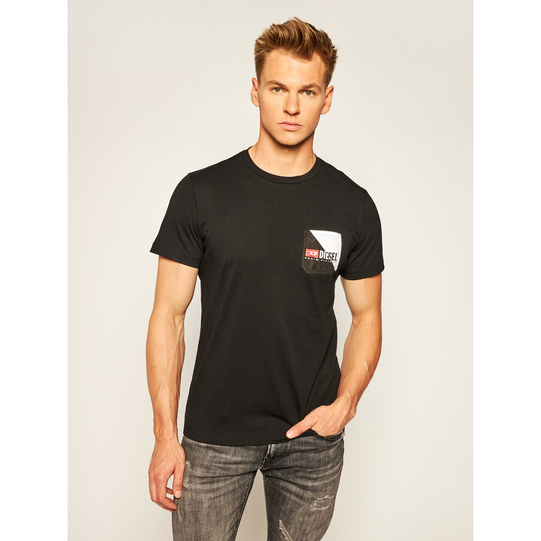 Diesel Тишърт Bm0wt-Diego 00SY99 0HAYF Черен Regular Fit - Pepit.bg