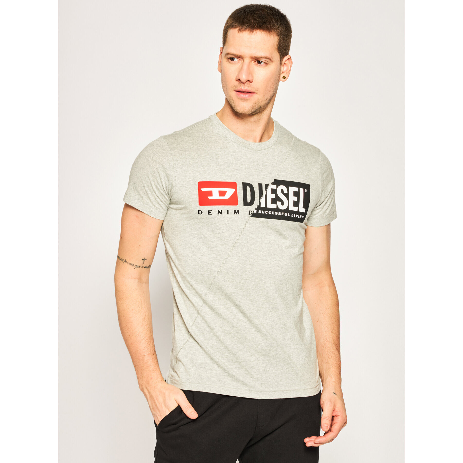 Diesel Тишърт Diego Cuty 00SDP1 0091A Сив Regular Fit - Pepit.bg