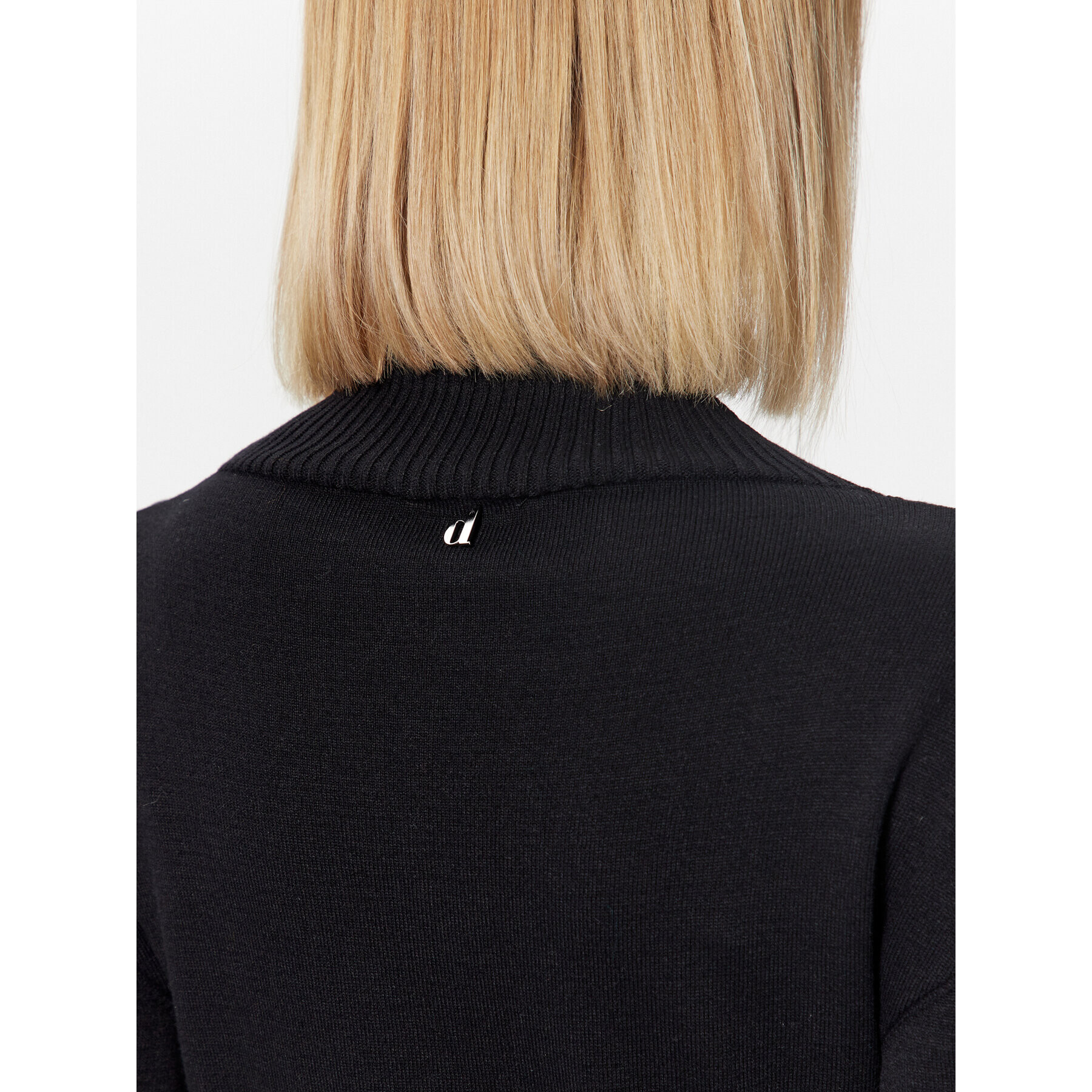 Dixie Плетена рокля A504U025A Черен Slim Fit - Pepit.bg