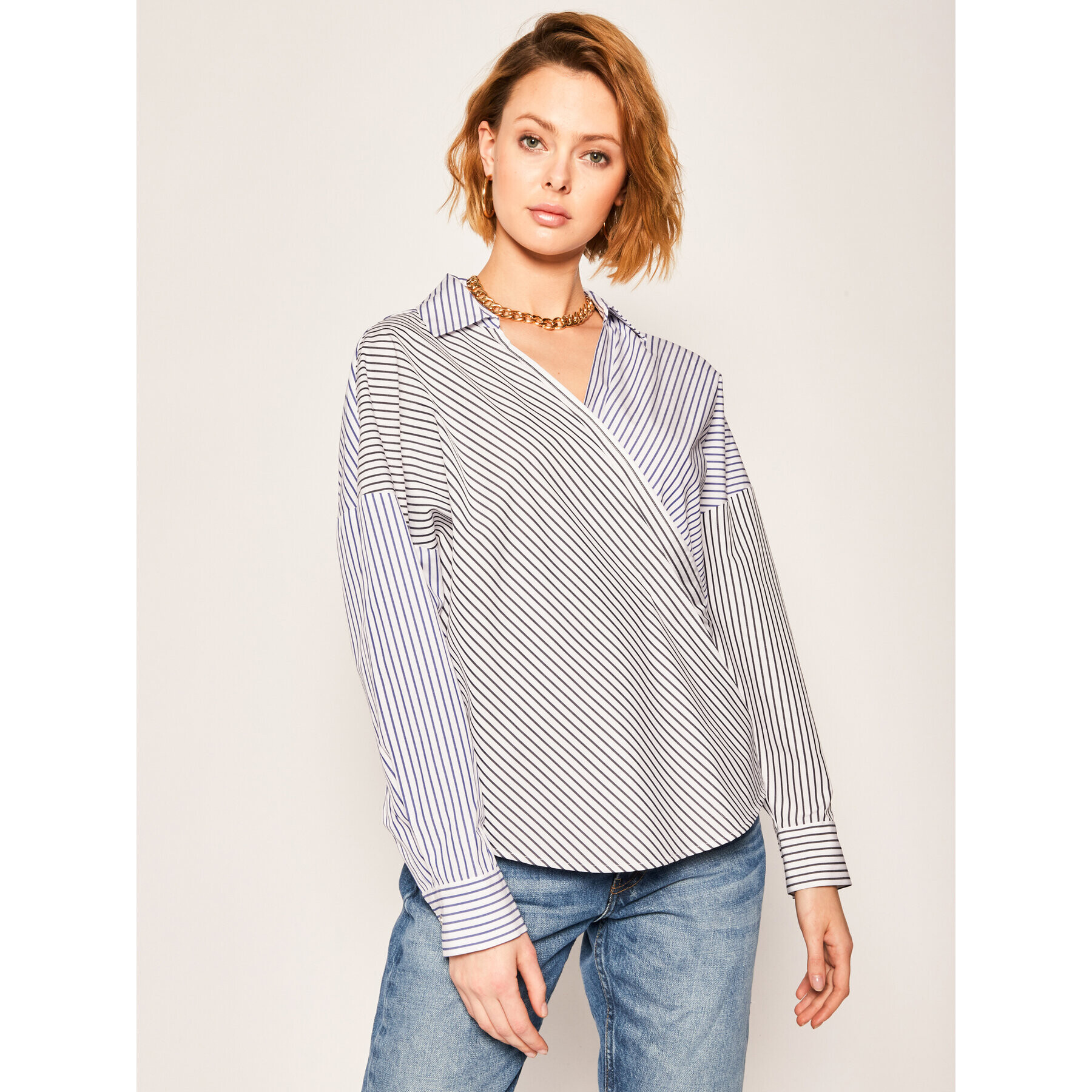 DKNY Блуза P0AAEEXK Син Regular Fit - Pepit.bg