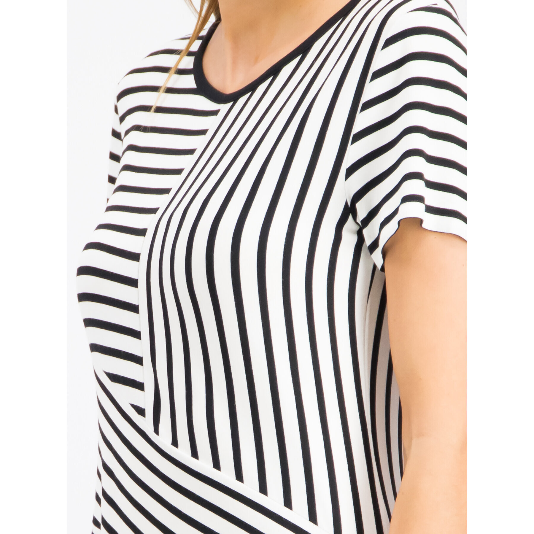 DKNY Блуза P9BHJAXI Бял Regular Fit - Pepit.bg
