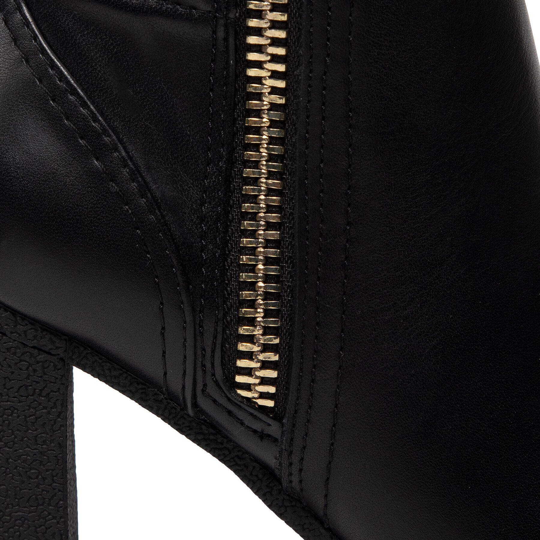 DKNY Боти Thames K3152198 Черен - Pepit.bg