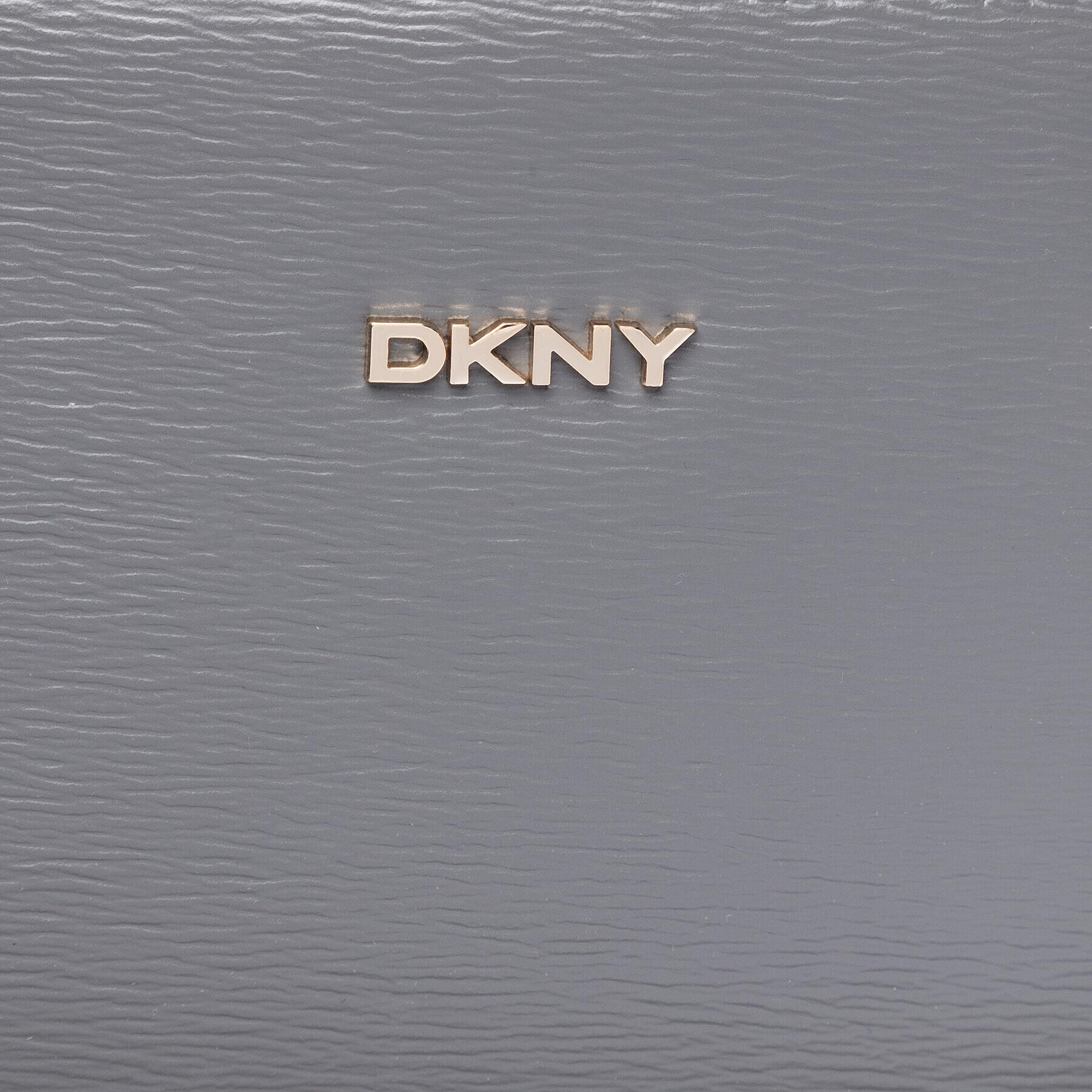 DKNY Дамска чанта Bryant Md Satchel R12D3O09 Сив - Pepit.bg