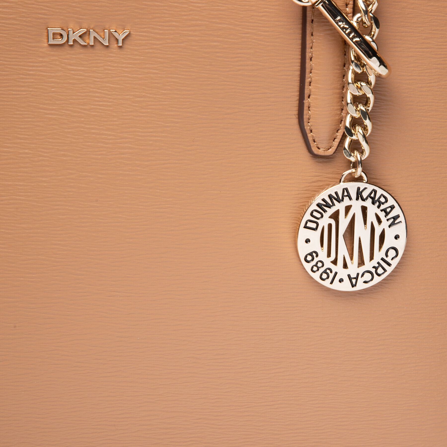 DKNY Дамска чанта Bryant Medium Tote R74A3014 Бежов - Pepit.bg