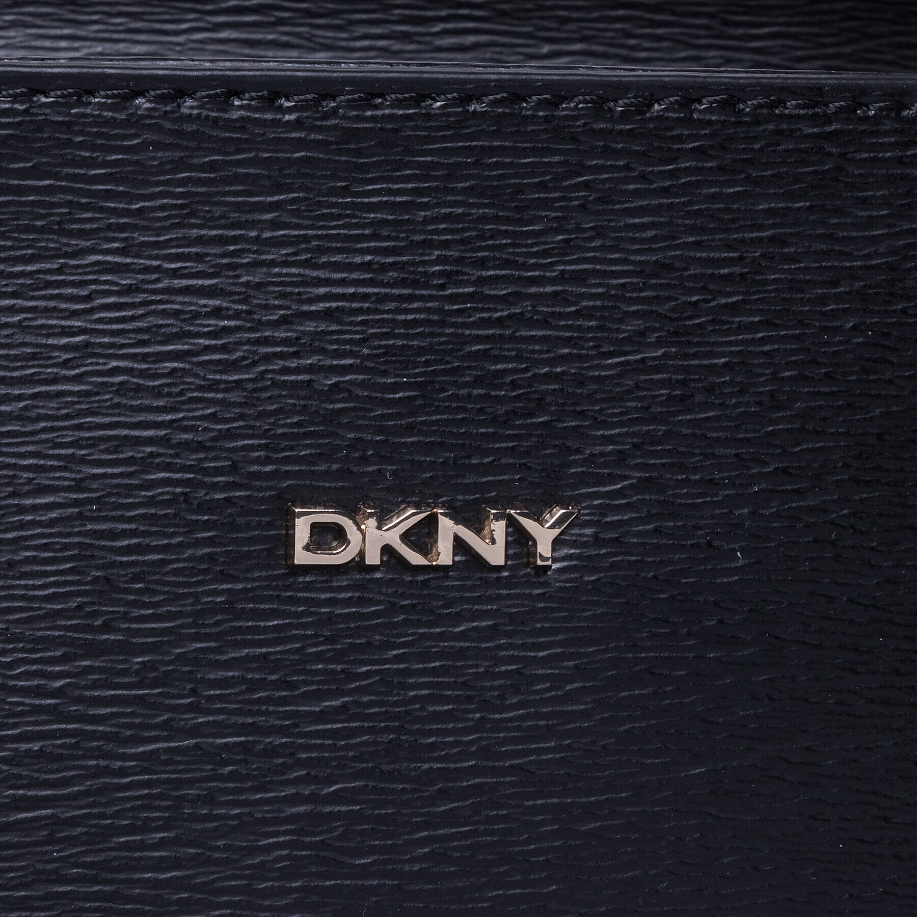 DKNY Дамска чанта Bryant Ns Tote R21A3R73 Черен - Pepit.bg