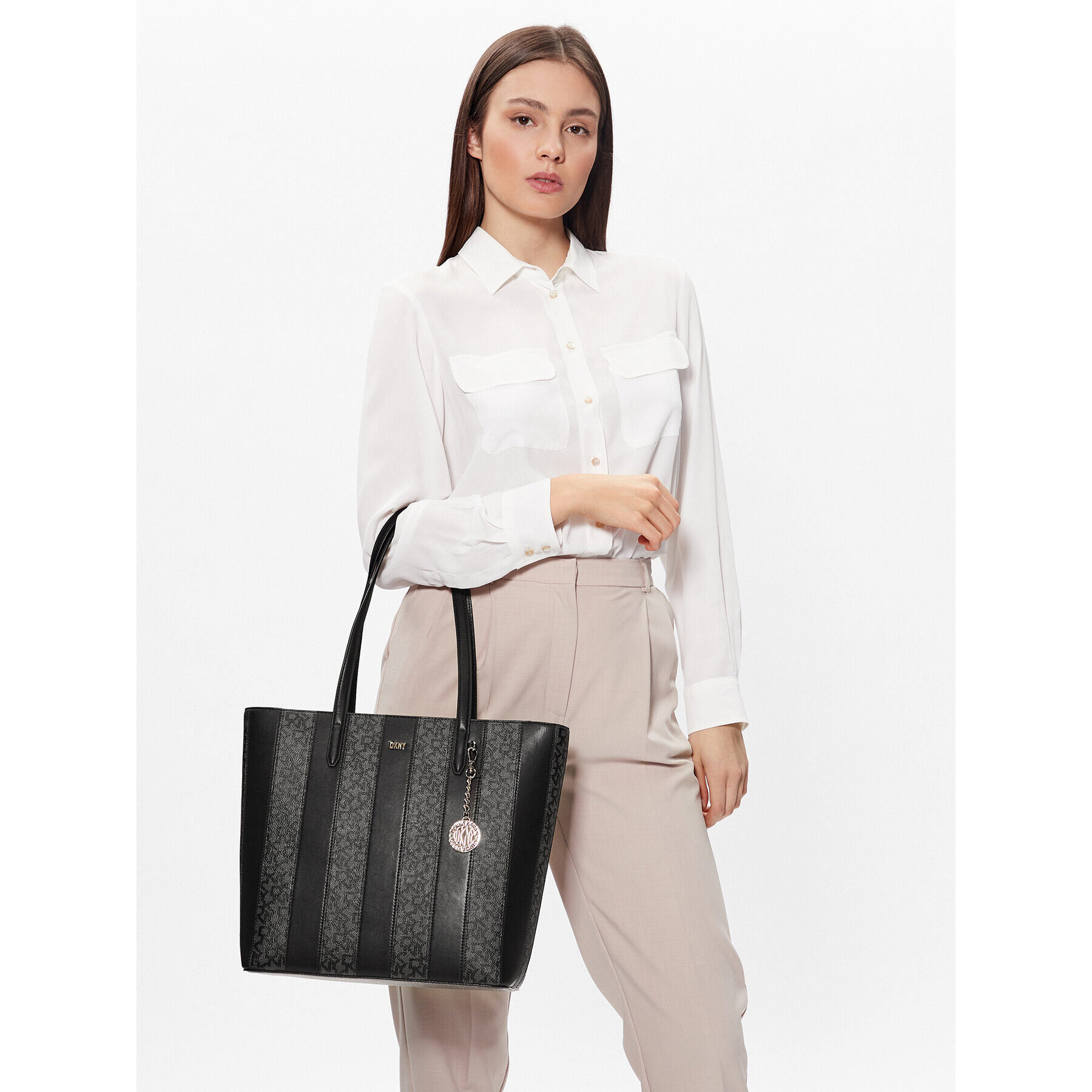 DKNY Дамска чанта Bryant Ns Tote R23A4R73 Черен - Pepit.bg