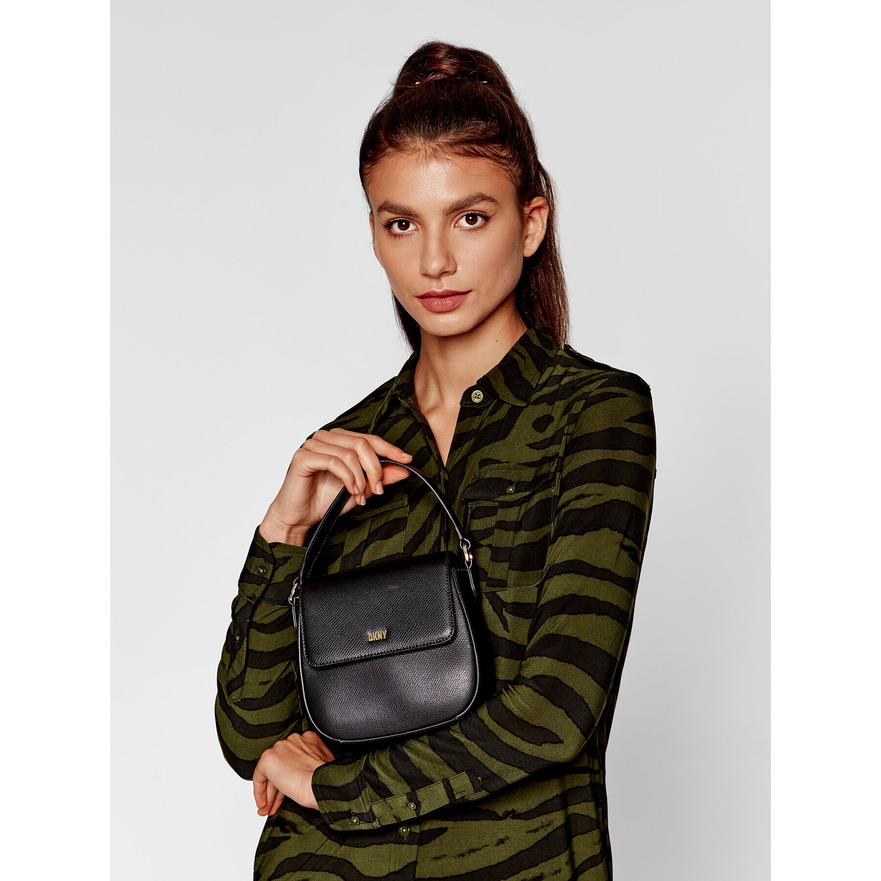 DKNY Дамска чанта Immy Crossbody R22ERS59 Черен - Pepit.bg