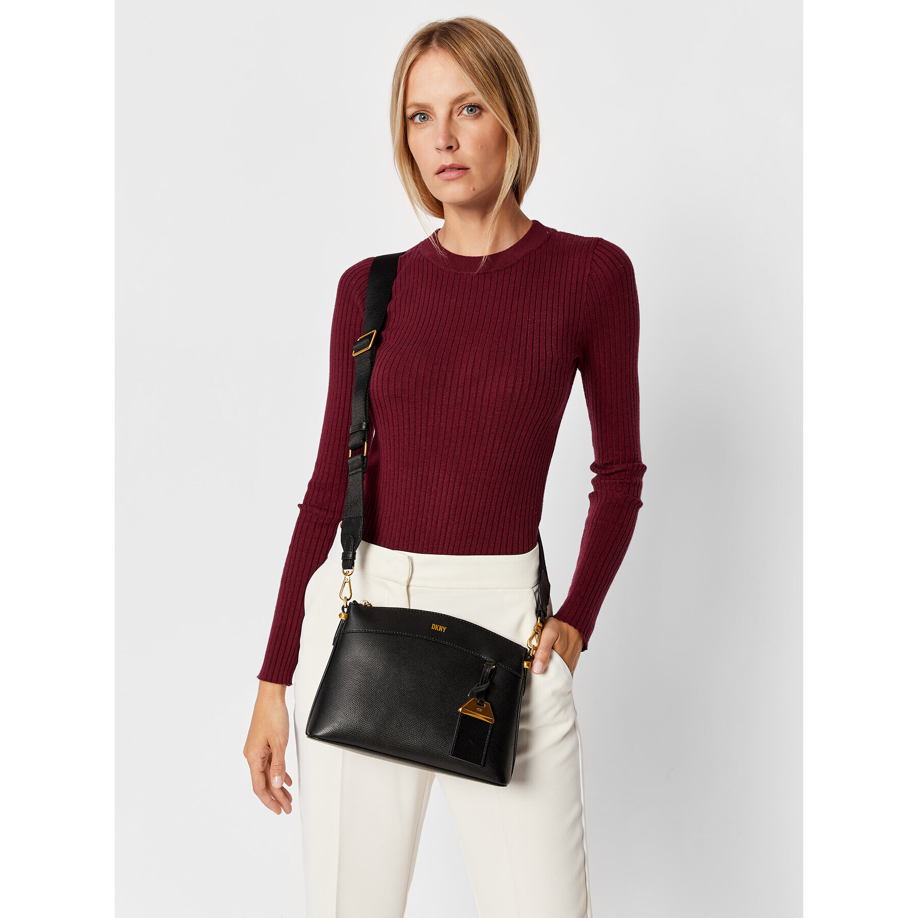 DKNY Дамска чанта Marykate Crossbody R22ERS79 Черен - Pepit.bg