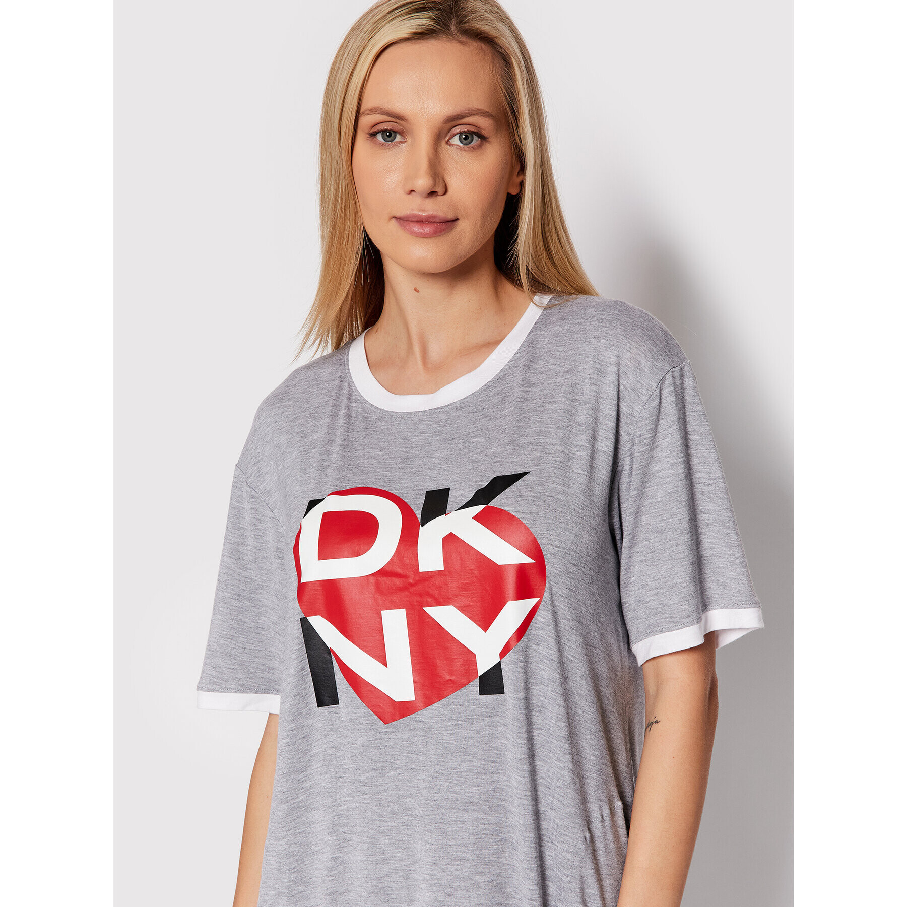 DKNY Ежедневна рокля YI2322448 Сив Regular Fit - Pepit.bg