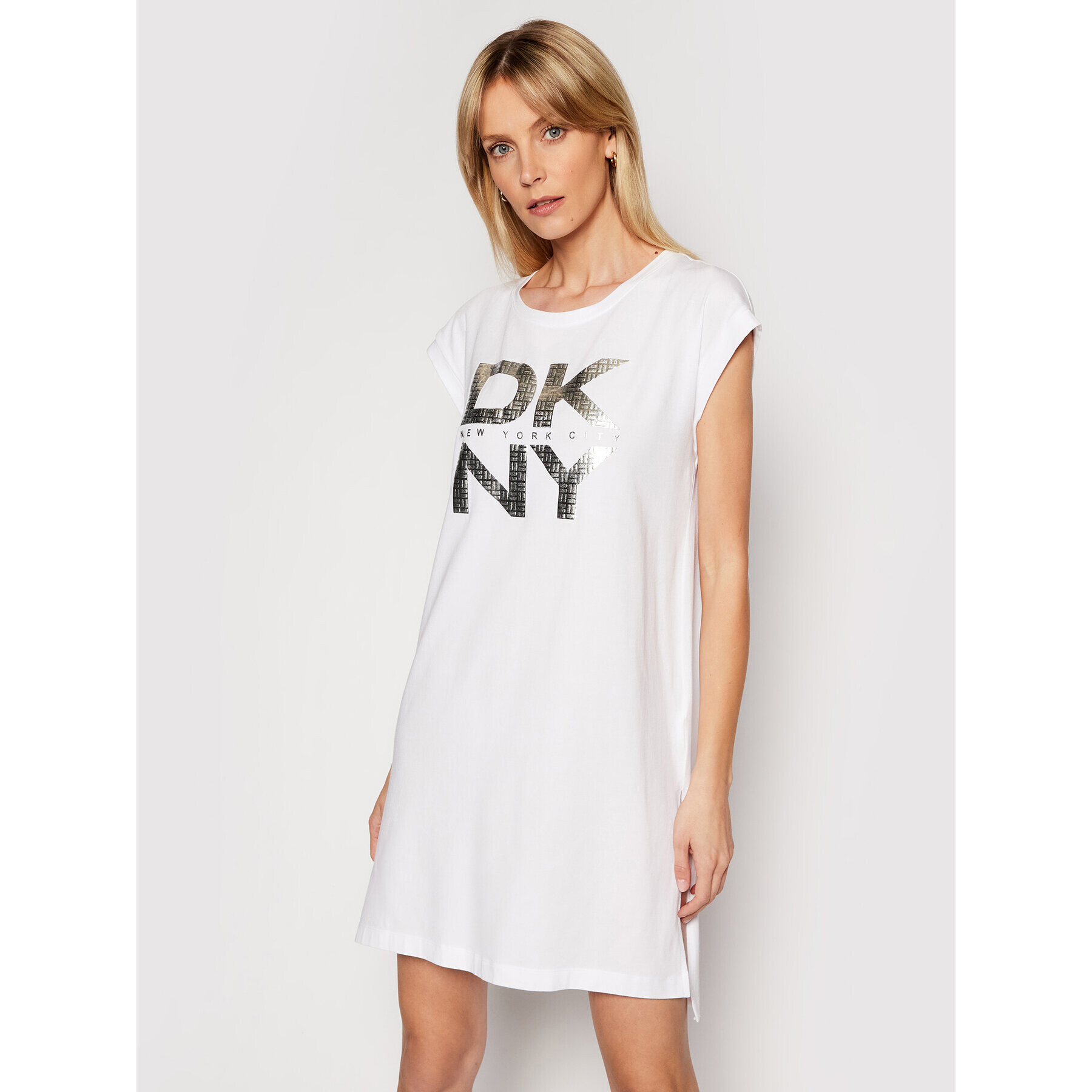 DKNY Ежедневна рокля P11UIDFI Бял Regular Fit - Pepit.bg
