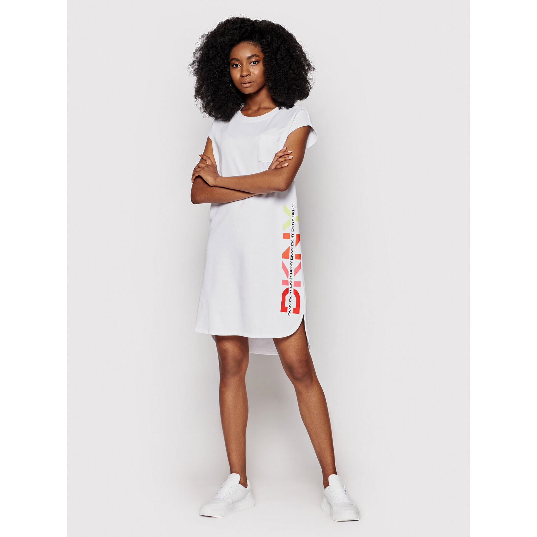 DKNY Ежедневна рокля P1BUTB2J Бял Regular Fit - Pepit.bg