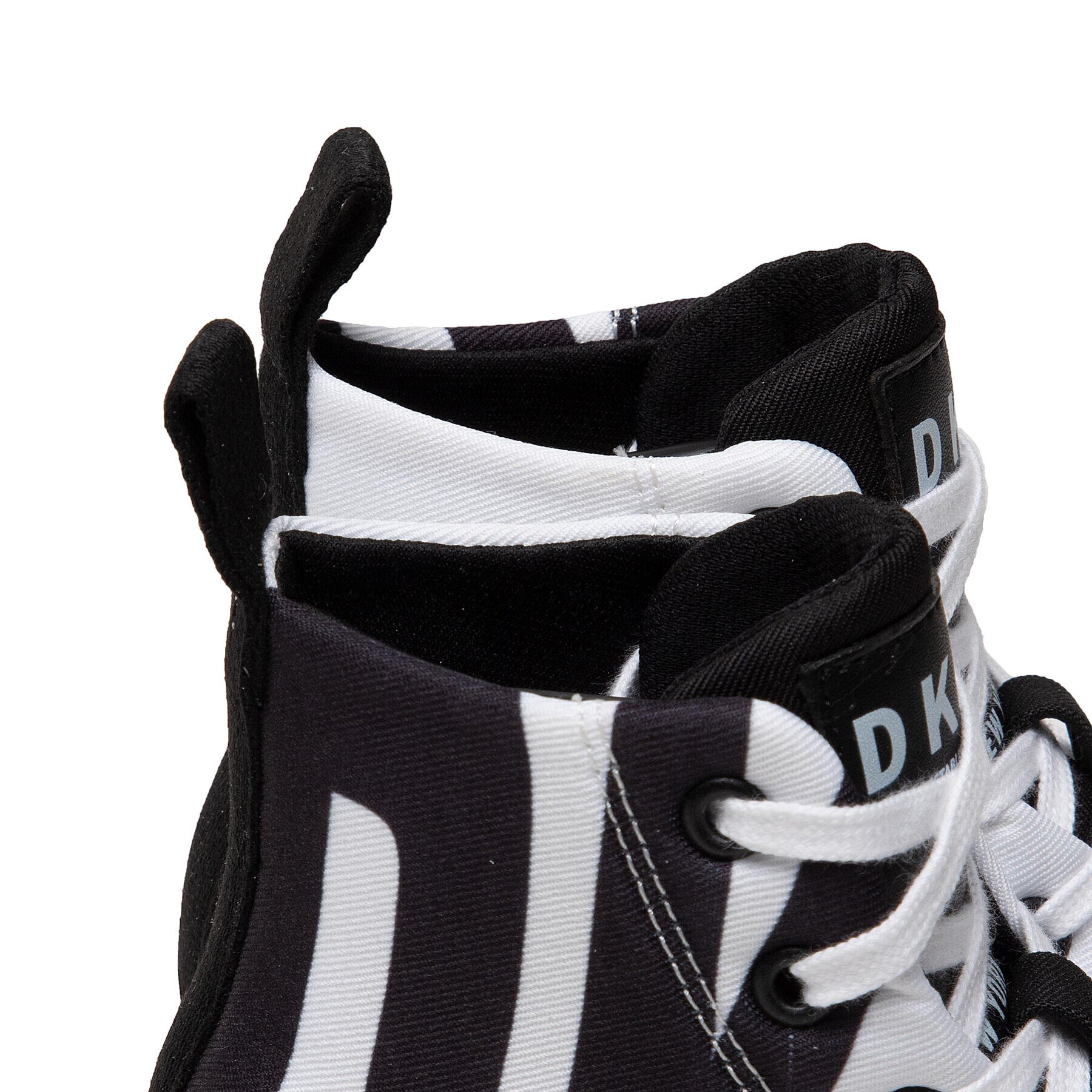 DKNY Кецове D39080 M Бял - Pepit.bg